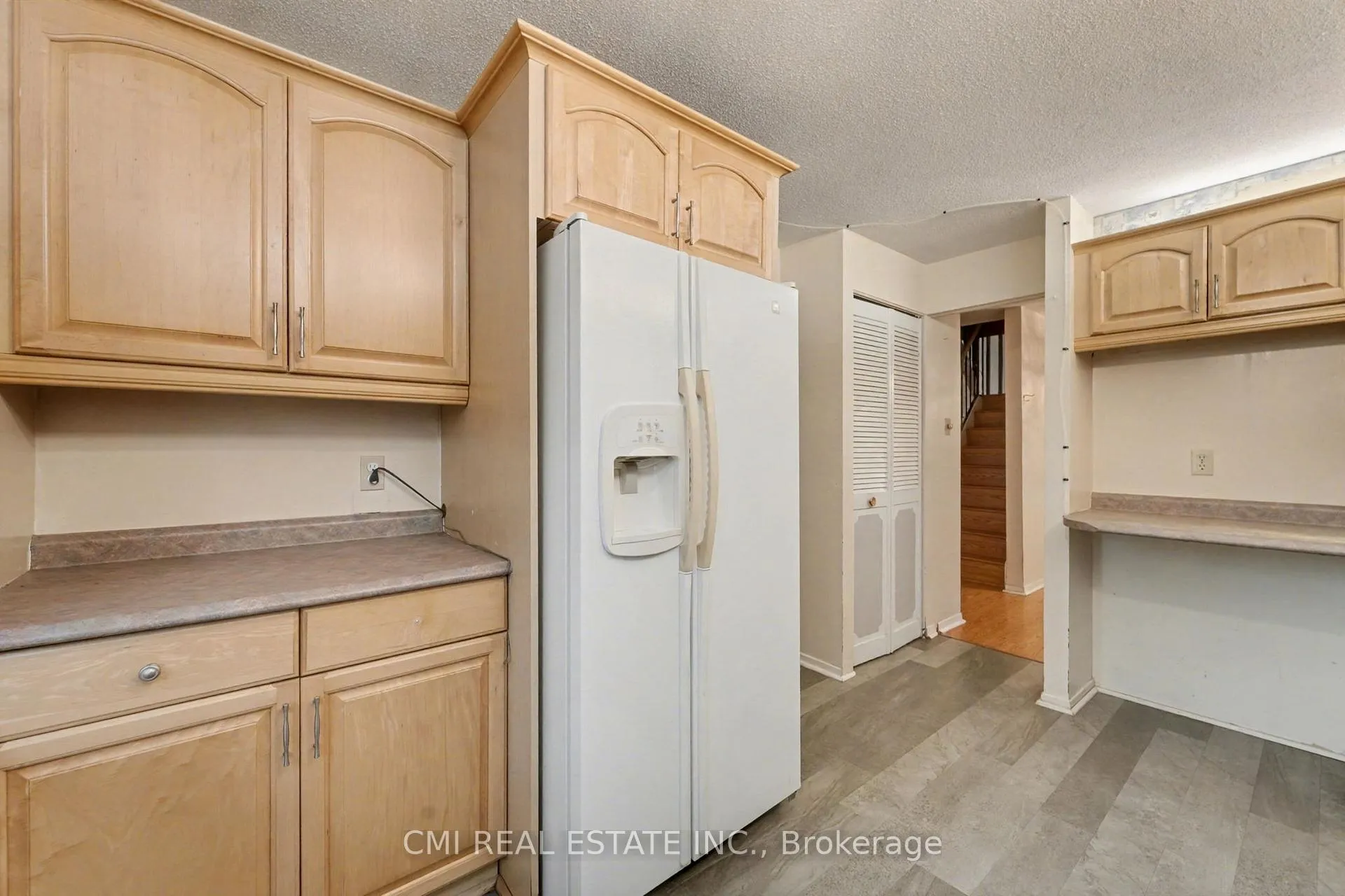 Photo 14 of 879 Beauclaire Drive, Ottawa, Orleans Wood — HOMEH