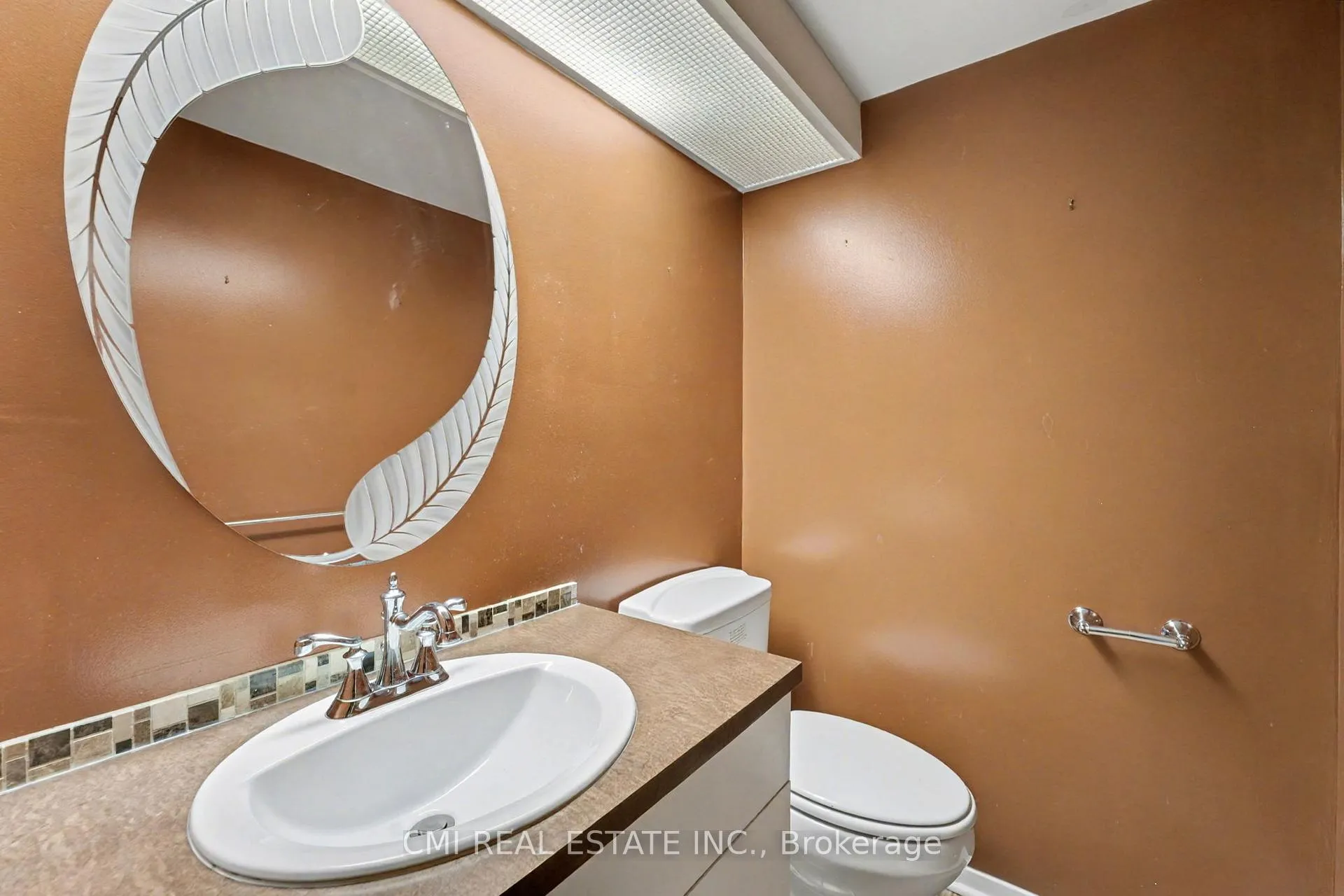 Photo 15 of 879 Beauclaire Drive, Ottawa, Orleans Wood — HOMEH