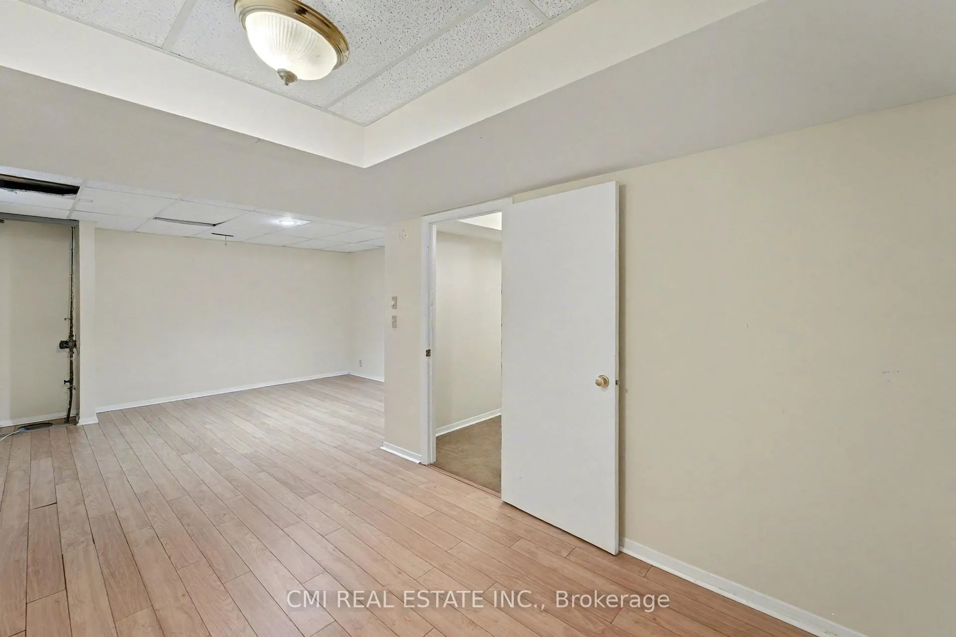 Photo 20 of 879 Beauclaire Drive, Ottawa, Orleans Wood — HOMEH