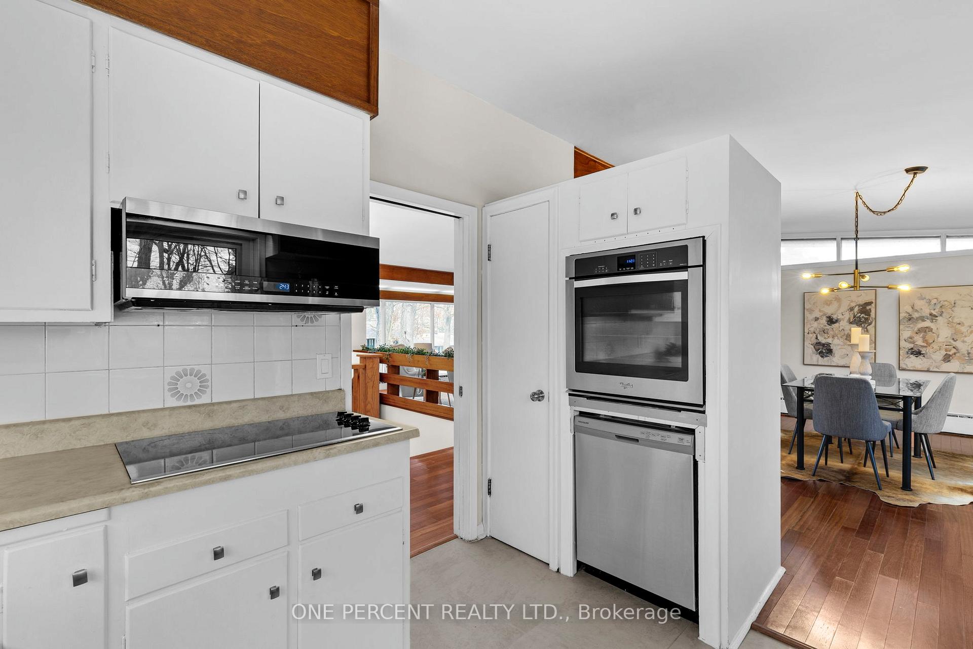 Photo 19 of 193 Lawrence Avenue, Orillia — HOMEH