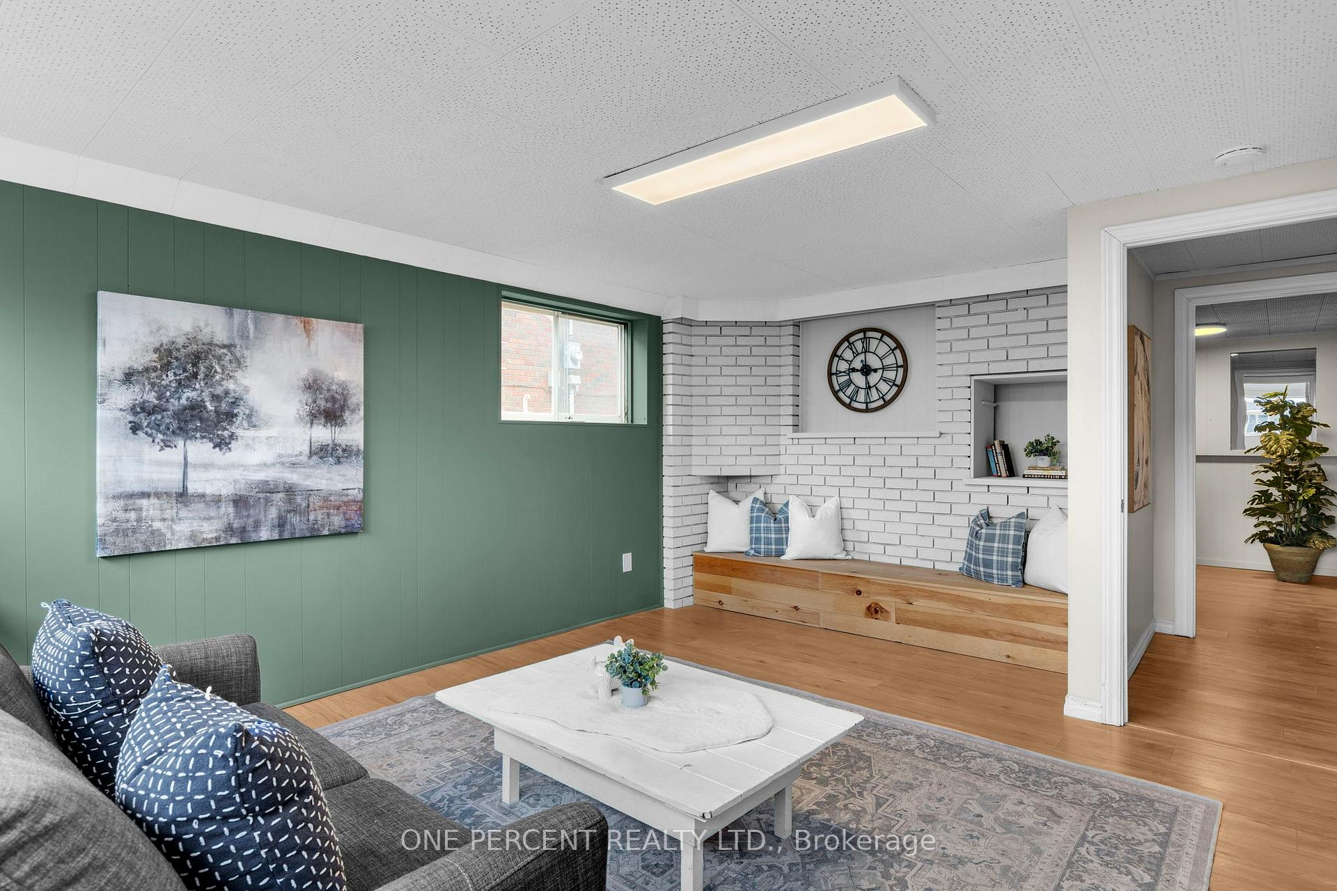 Photo 34 of 193 Lawrence Avenue, Orillia — HOMEH