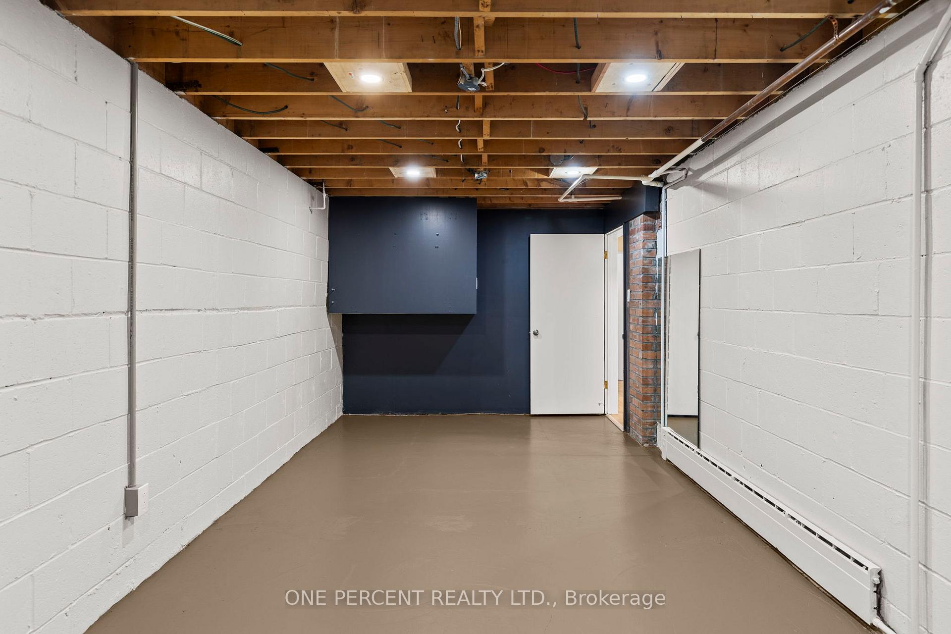 Photo 38 of 193 Lawrence Avenue, Orillia — HOMEH