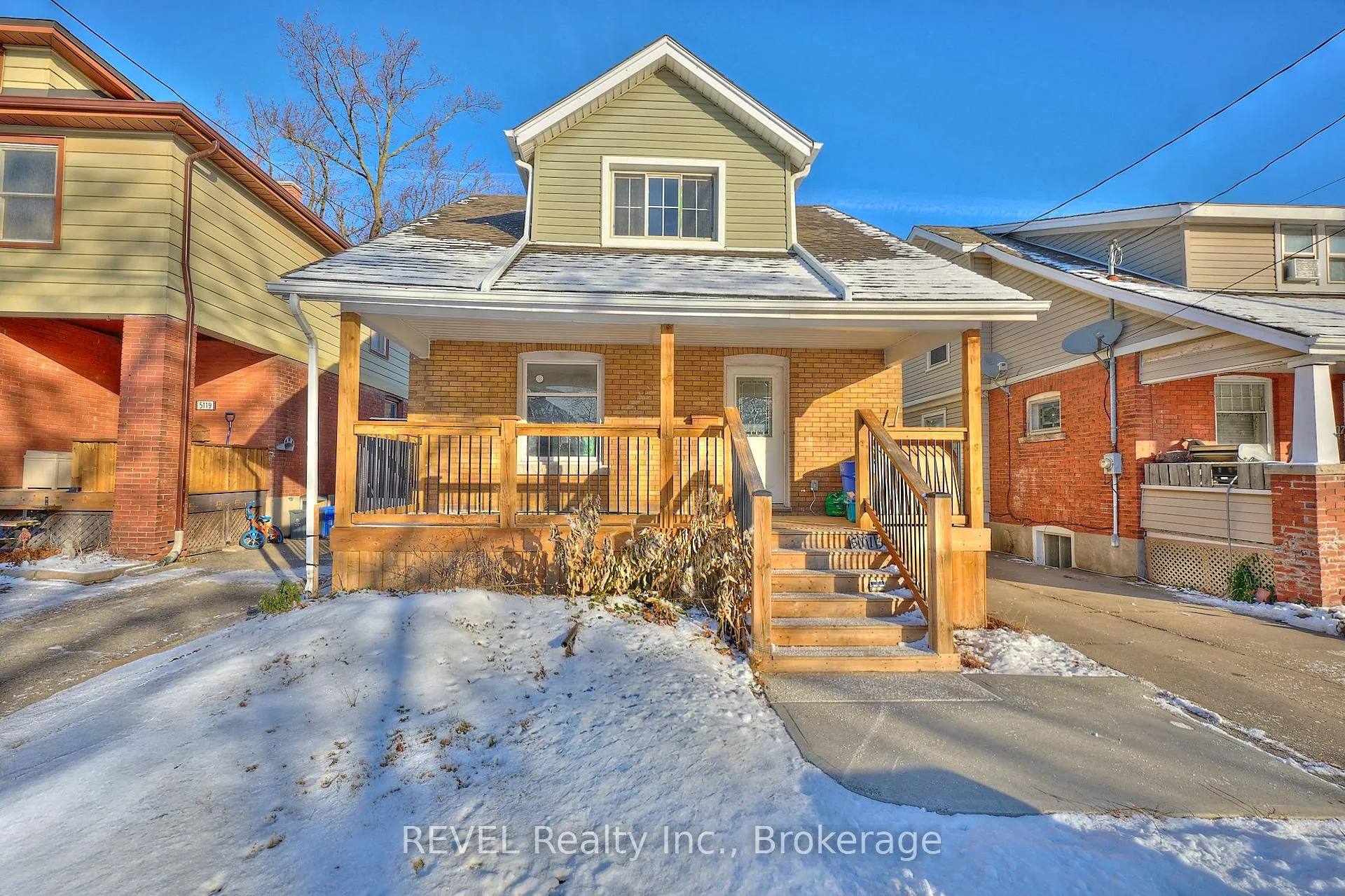 Photo 1 of 5113 Willmott Street, Niagara Falls, Cherrywood — HOMEH
