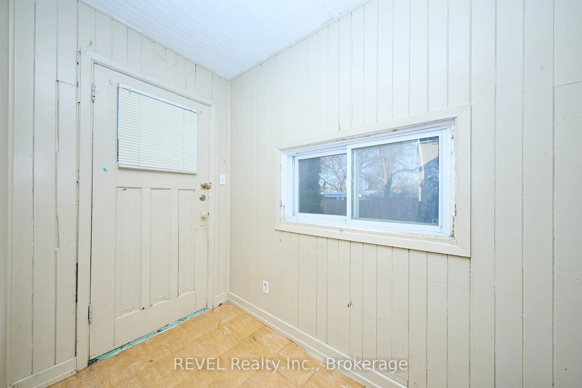 Photo 15 of 5113 Willmott Street, Niagara Falls, Cherrywood — HOMEH