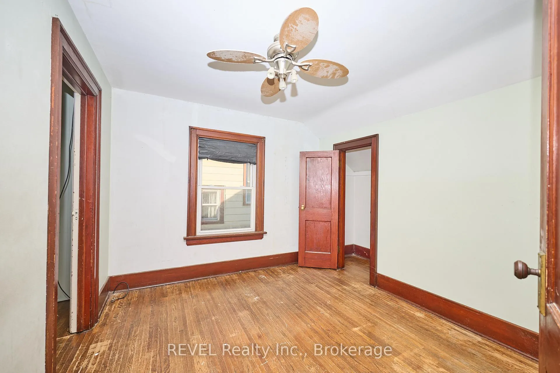 Photo 18 of 5113 Willmott Street, Niagara Falls, Cherrywood — HOMEH