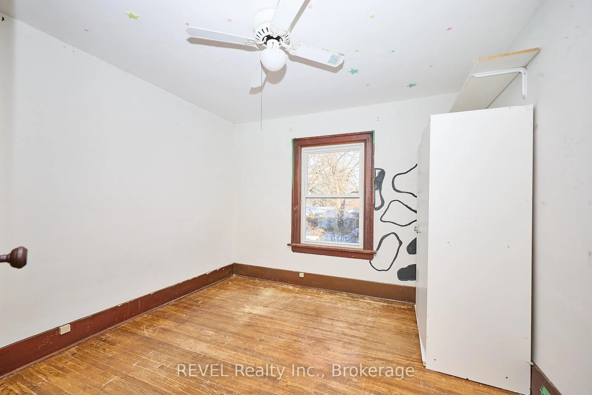 Photo 21 of 5113 Willmott Street, Niagara Falls, Cherrywood — HOMEH
