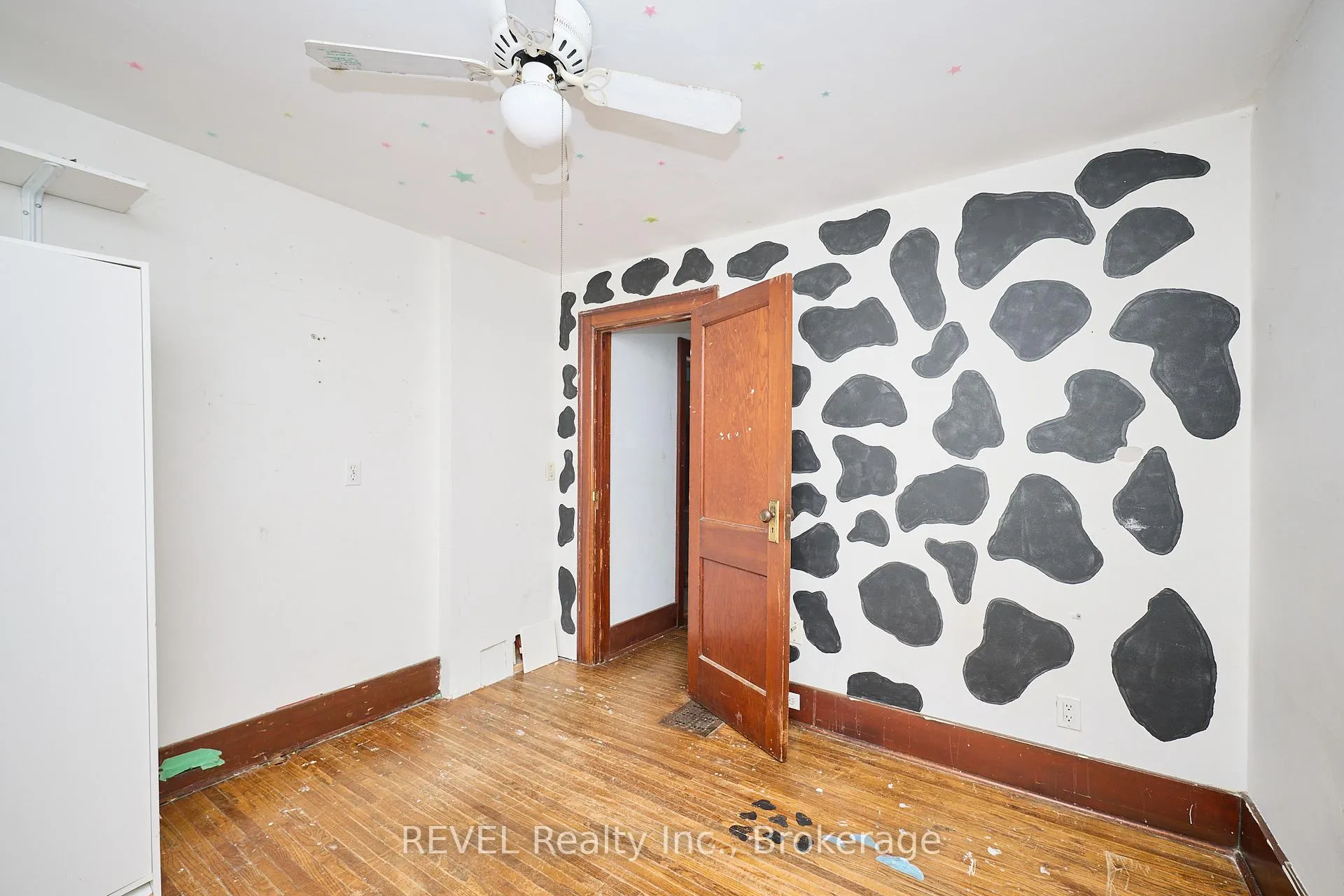 Photo 23 of 5113 Willmott Street, Niagara Falls, Cherrywood — HOMEH