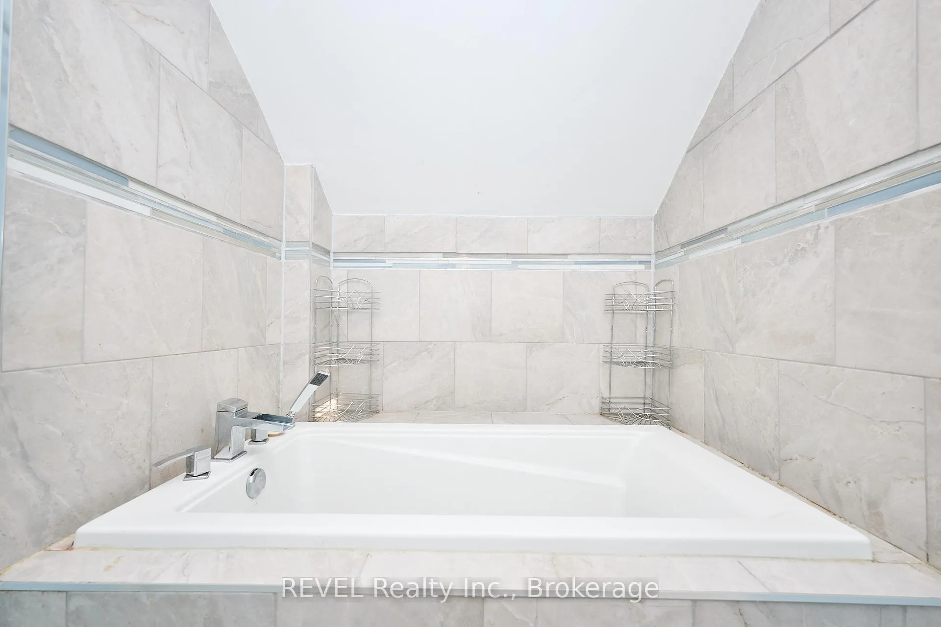 Photo 25 of 5113 Willmott Street, Niagara Falls, Cherrywood — HOMEH