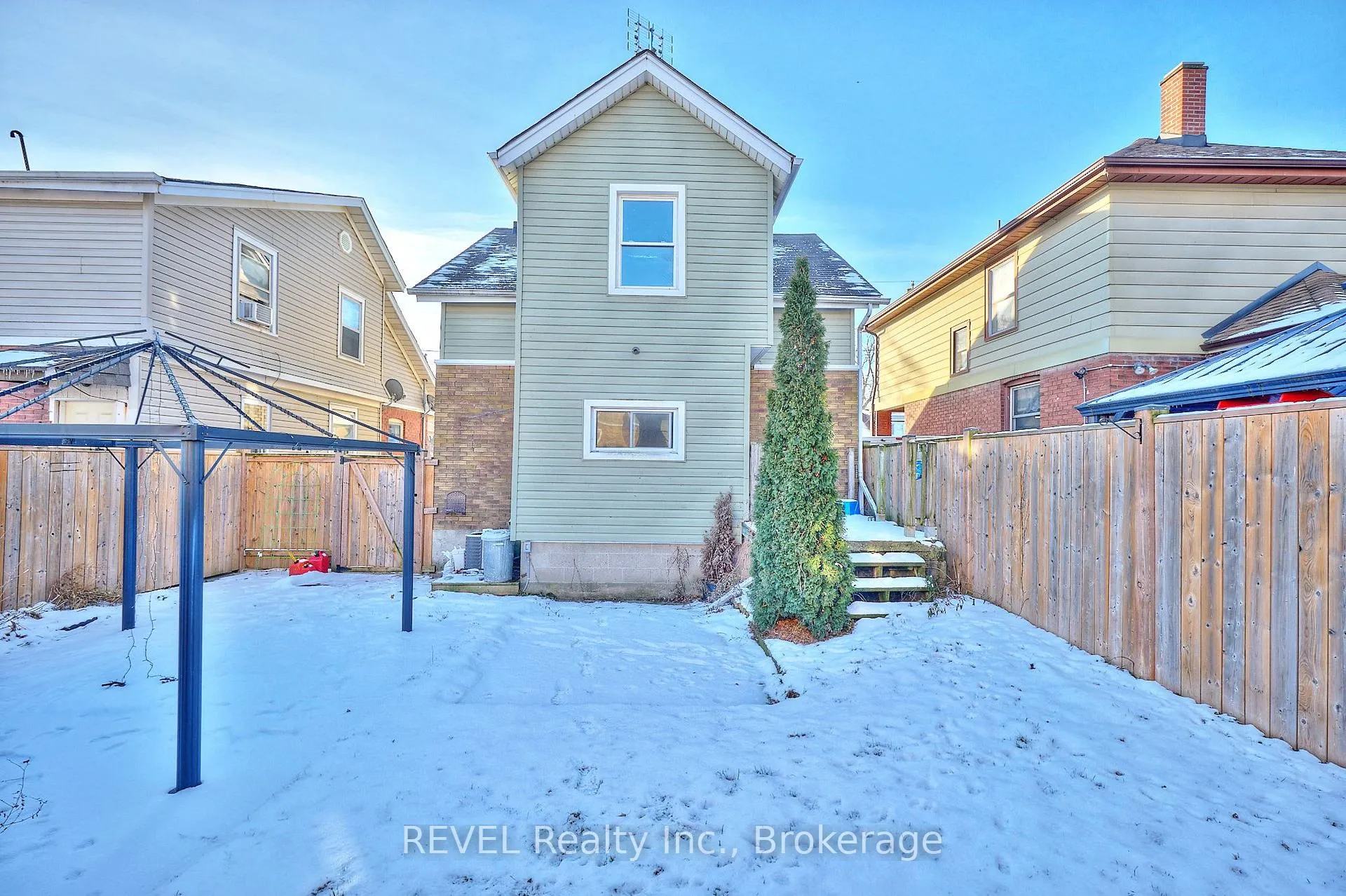 Photo 27 of 5113 Willmott Street, Niagara Falls, Cherrywood — HOMEH