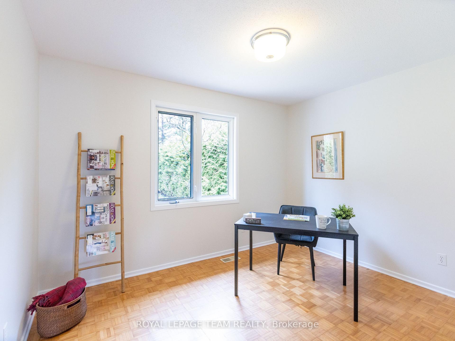 Photo 13 of 1357 Plumber Avenue, Ottawa, Carson Meadows — HOMEH