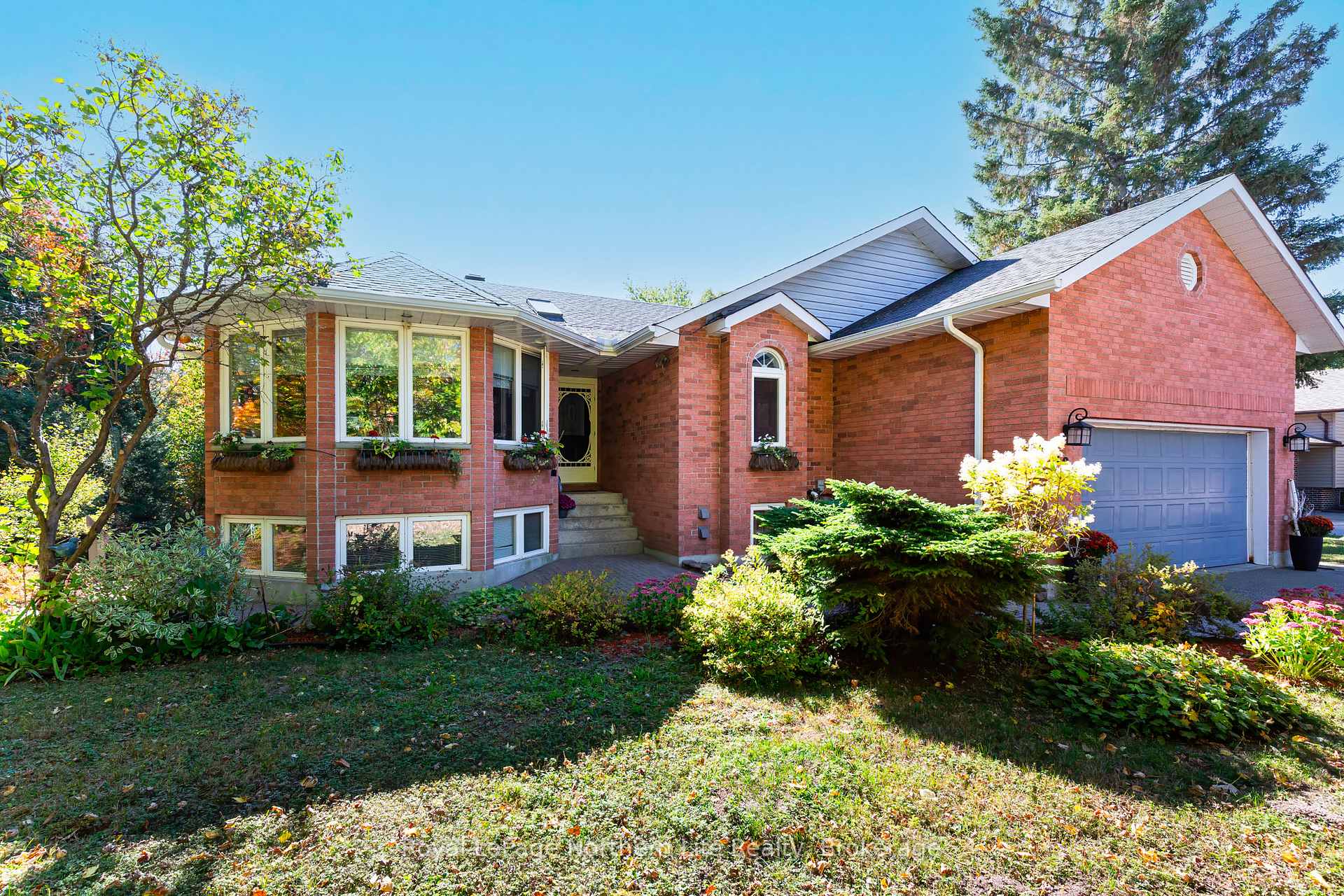 Photo 1 of 389 Carmichael Drive, North Bay, Airport — HOMEH