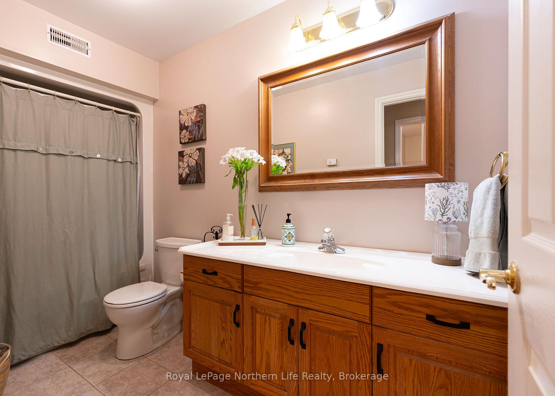 Photo 22 of 389 Carmichael Drive, North Bay, Airport — HOMEH
