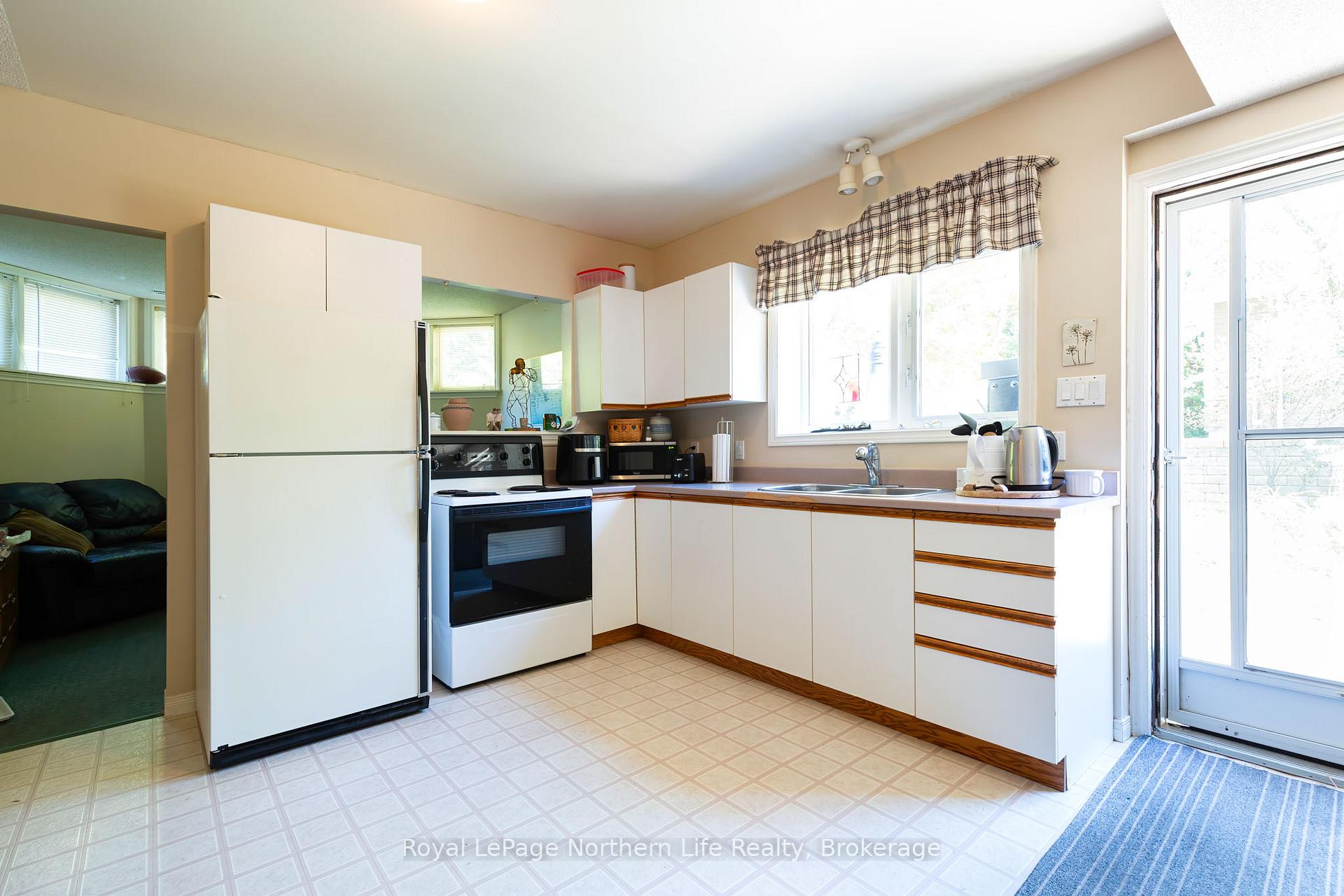 Photo 30 of 389 Carmichael Drive, North Bay, Airport — HOMEH