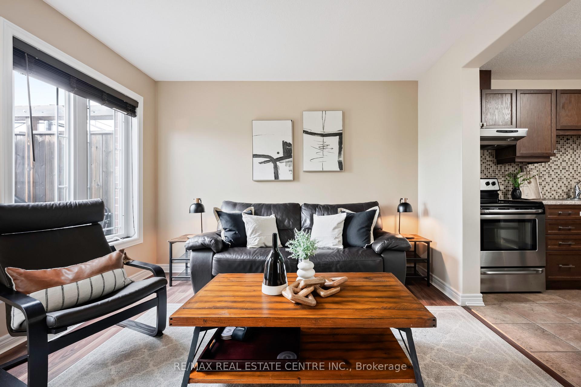 Photo 15 of 96 Preston Drive, Orangeville — HOMEH