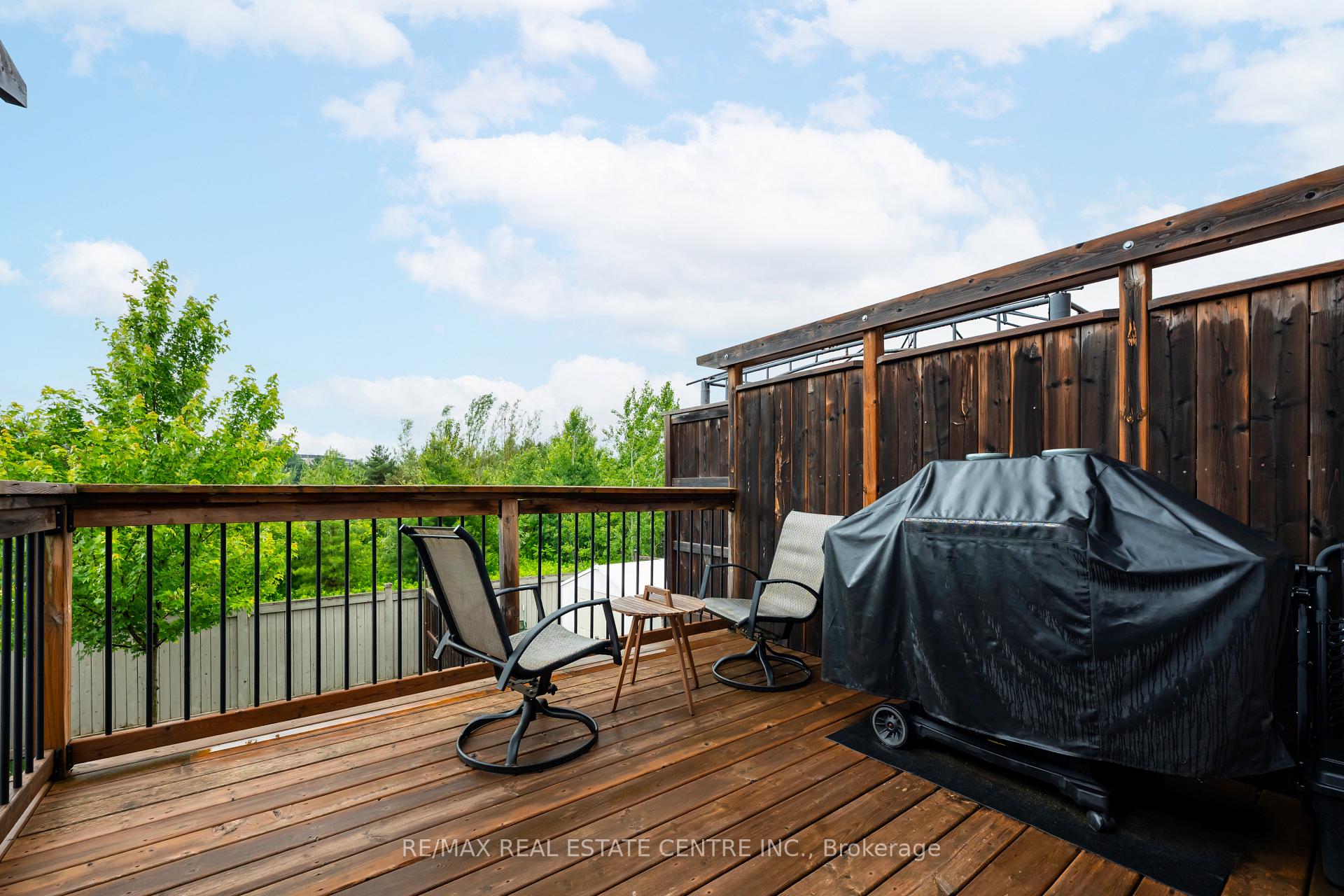 Photo 16 of 96 Preston Drive, Orangeville — HOMEH