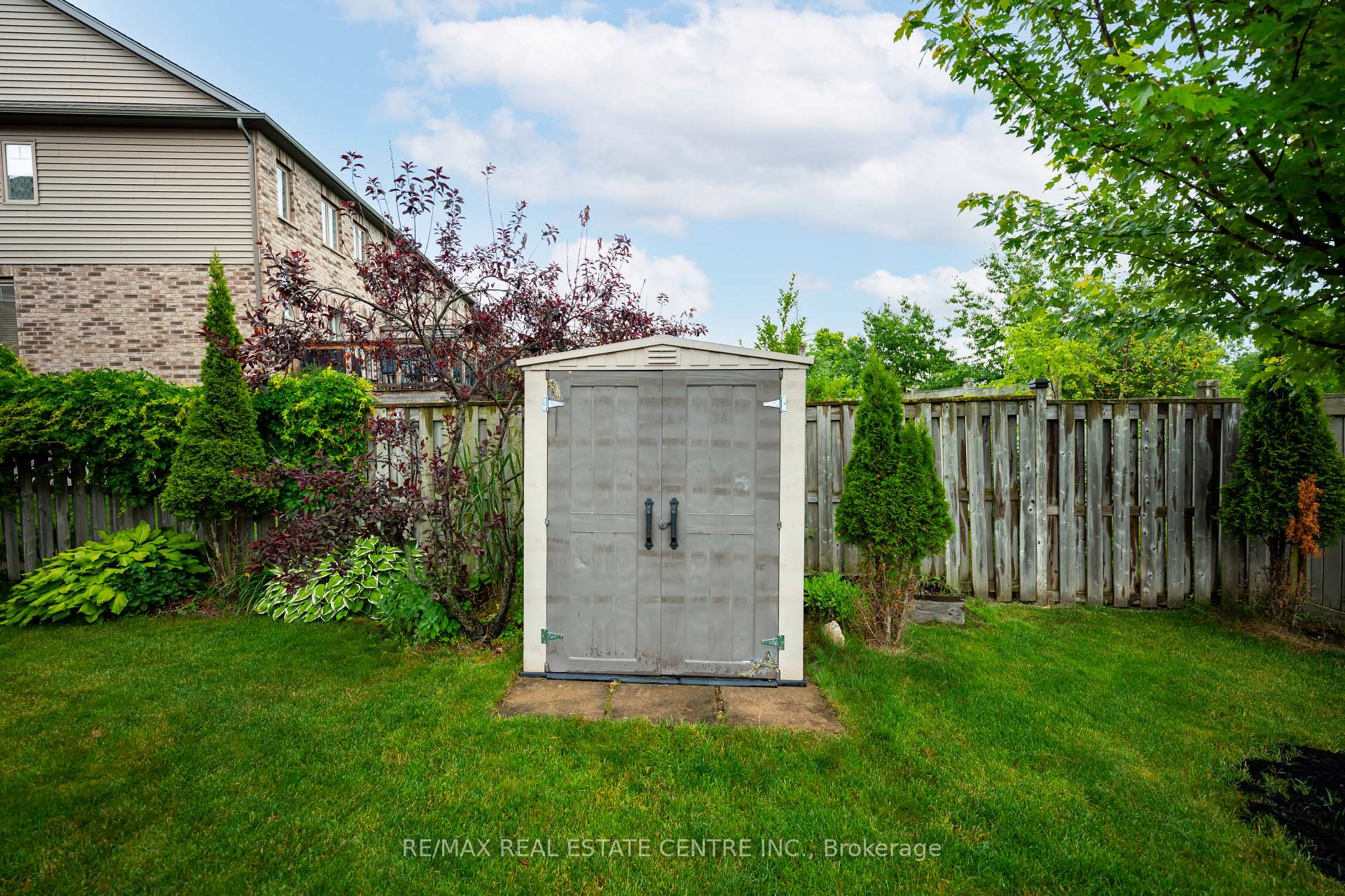 Photo 21 of 96 Preston Drive, Orangeville — HOMEH