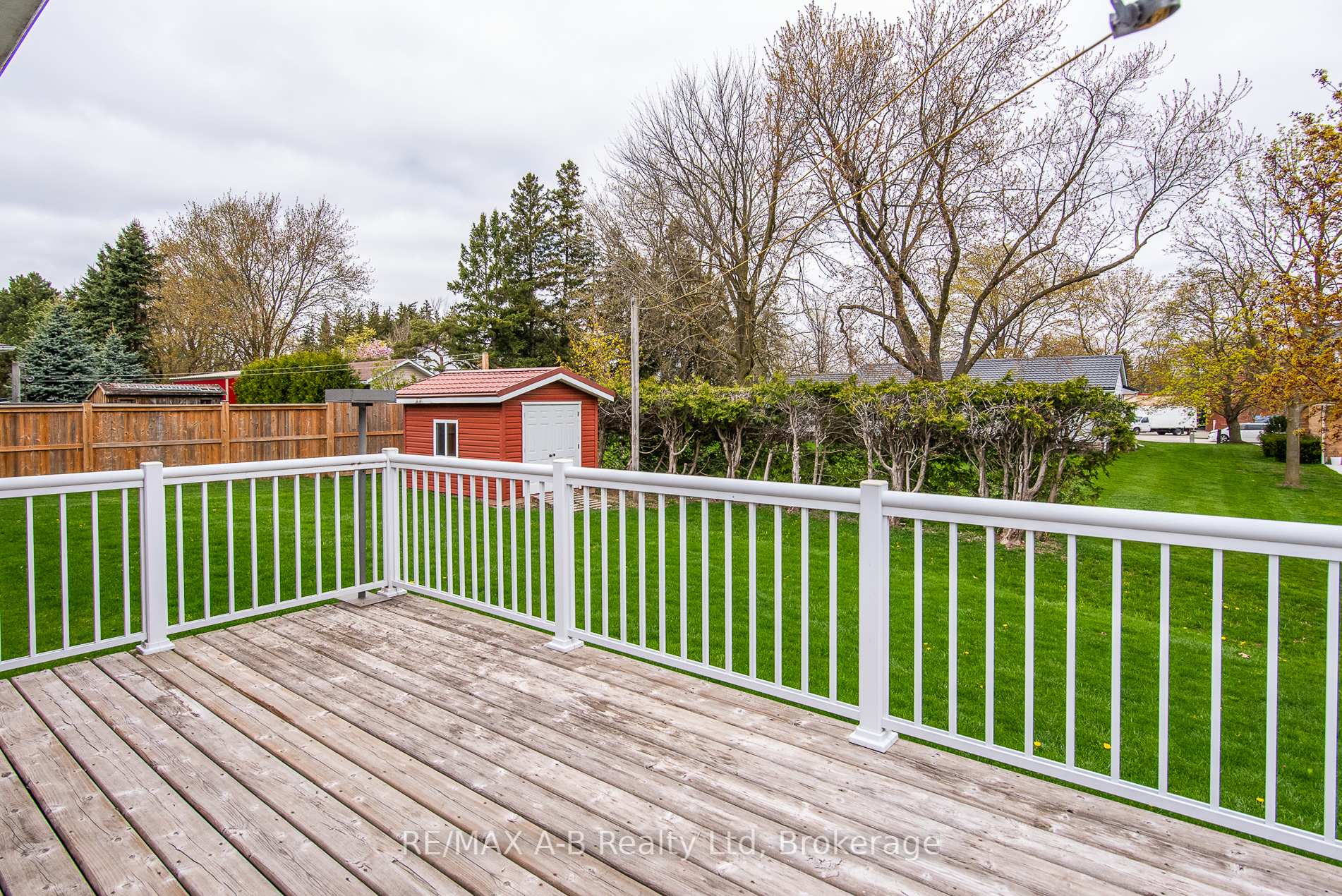 Photo 13 of 40 Gerber Drive, Perth East, Milverton — HOMEH