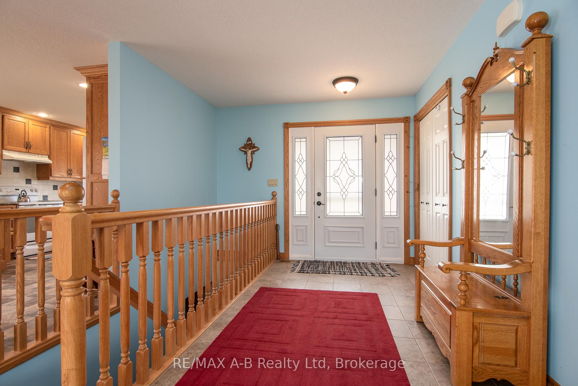 Photo 14 of 40 Gerber Drive, Perth East, Milverton — HOMEH