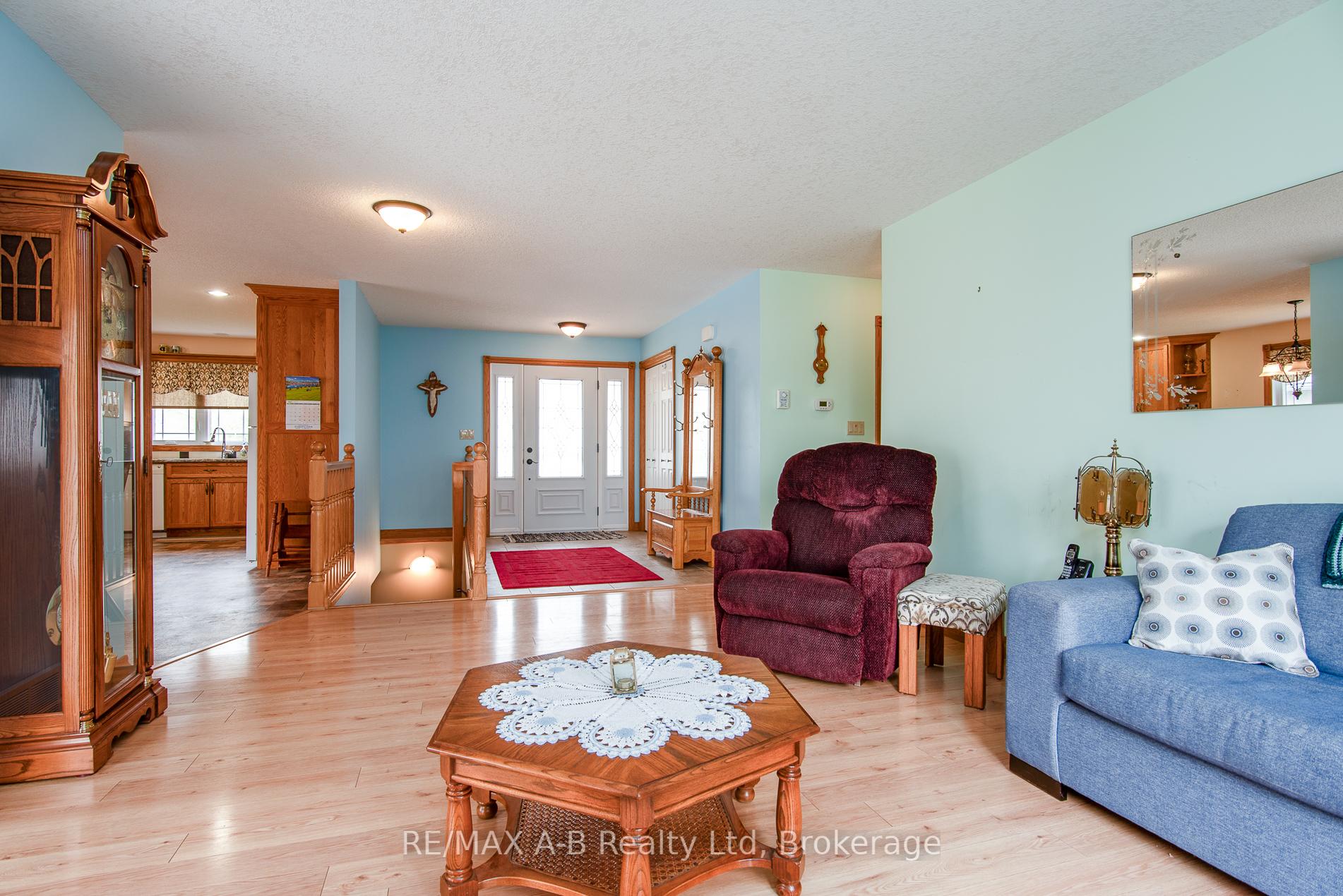 Photo 20 of 40 Gerber Drive, Perth East, Milverton — HOMEH