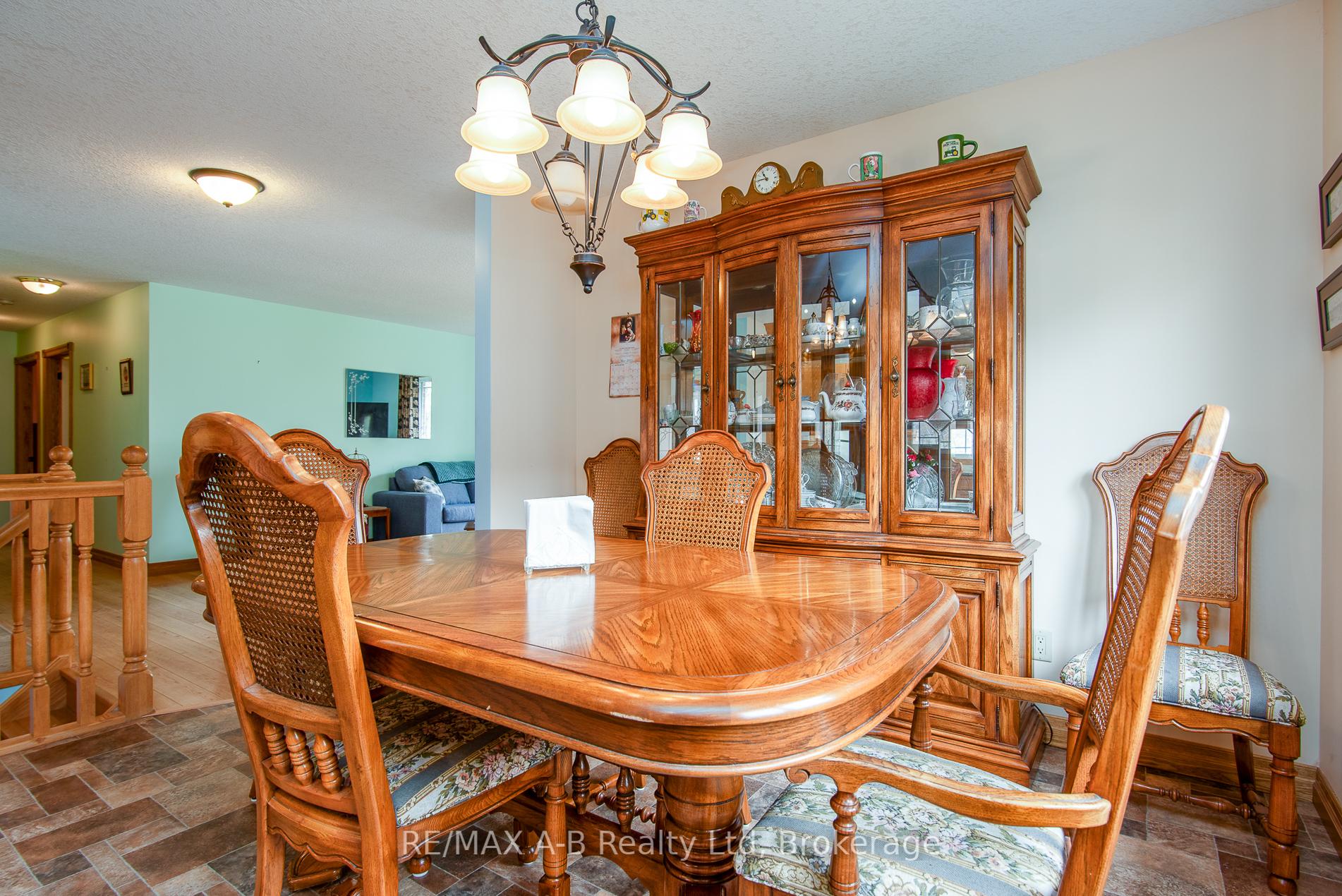 Photo 27 of 40 Gerber Drive, Perth East, Milverton — HOMEH