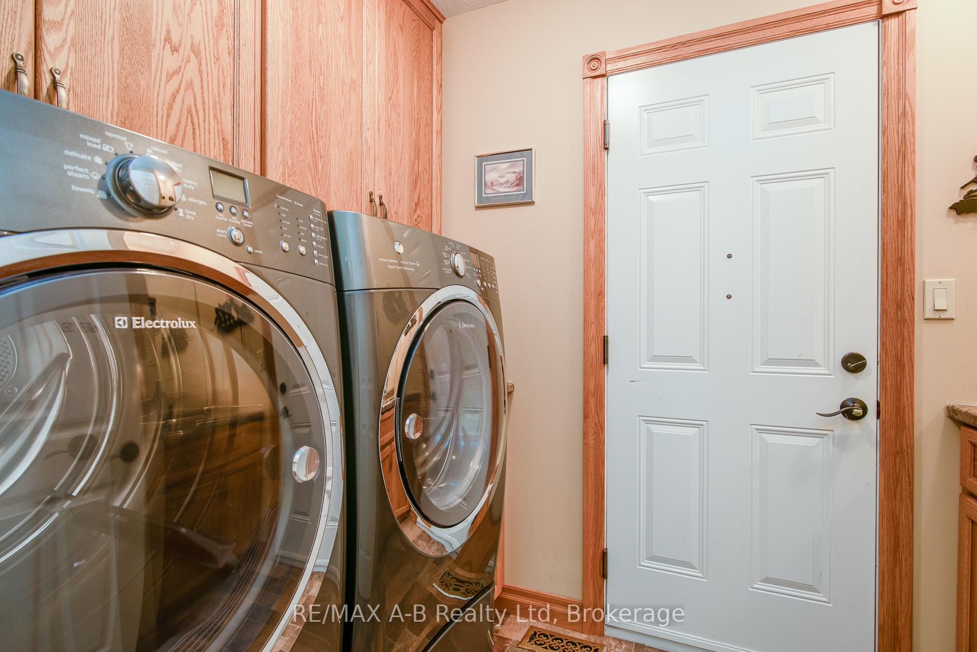 Photo 34 of 40 Gerber Drive, Perth East, Milverton — HOMEH