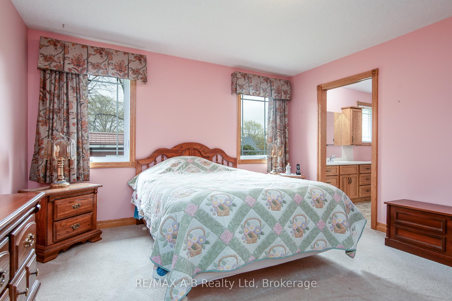 Photo 37 of 40 Gerber Drive, Perth East, Milverton — HOMEH