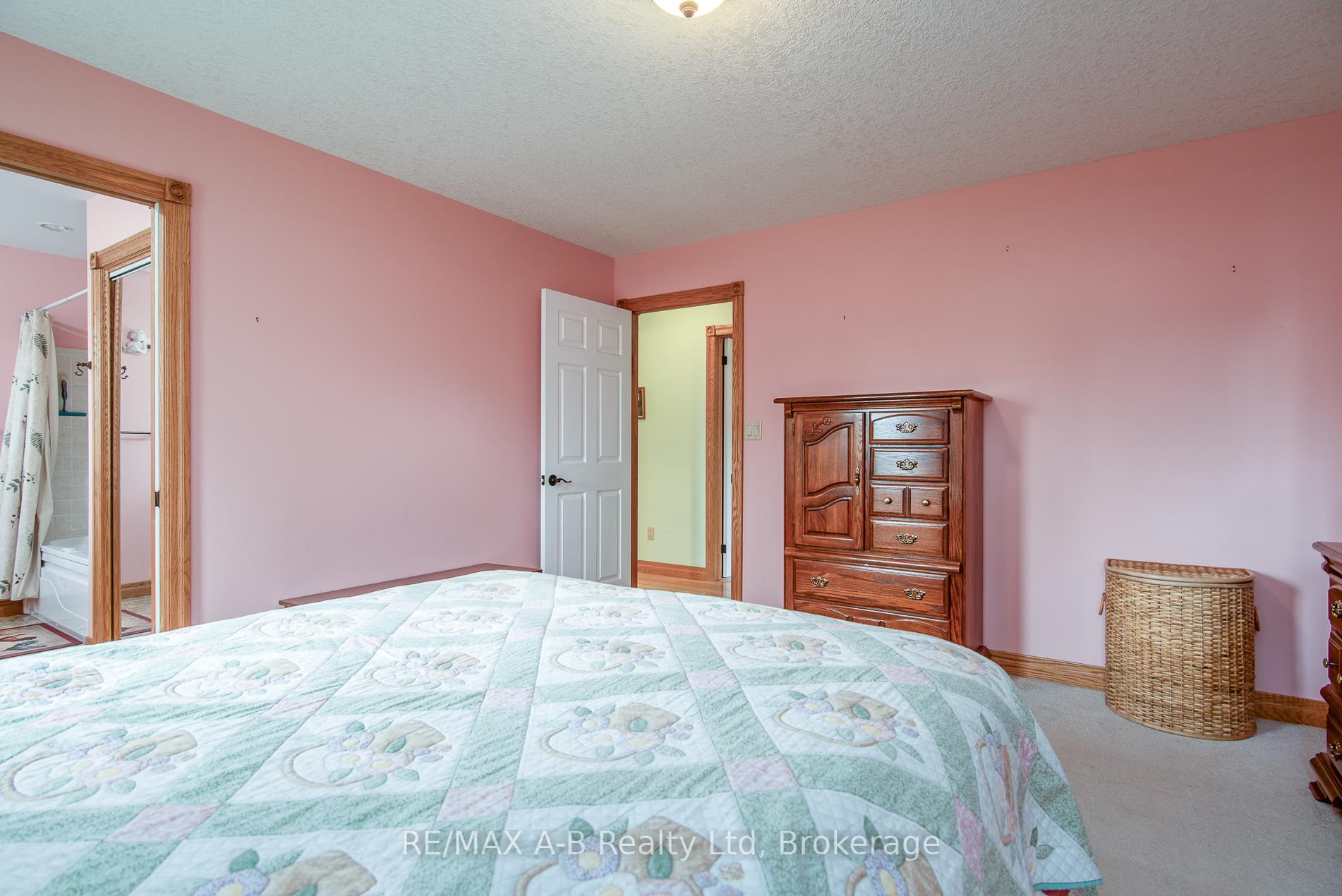 Photo 38 of 40 Gerber Drive, Perth East, Milverton — HOMEH