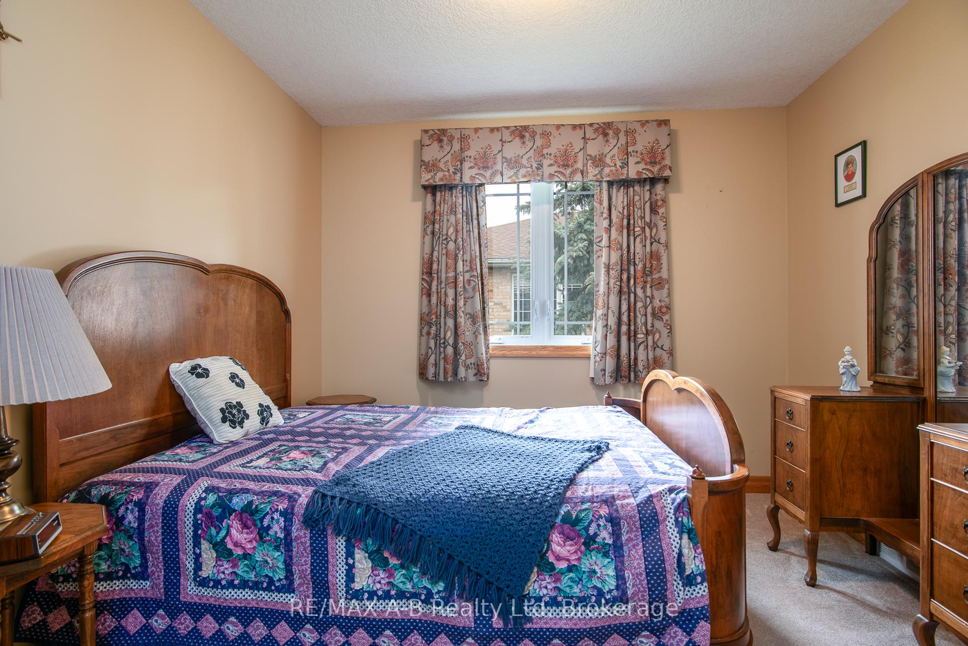 Photo 40 of 40 Gerber Drive, Perth East, Milverton — HOMEH
