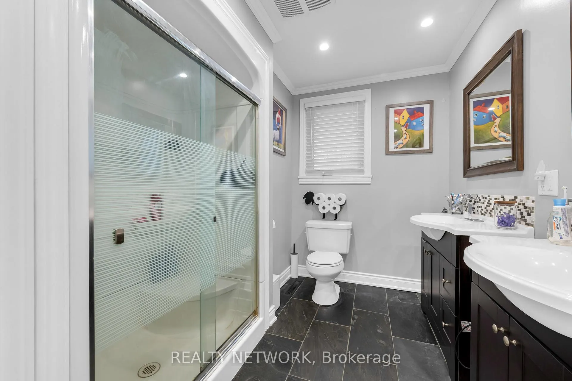 Photo 14 of 10042 Wiiloughby Drive, Niagara Falls, Chippawa — HOMEH