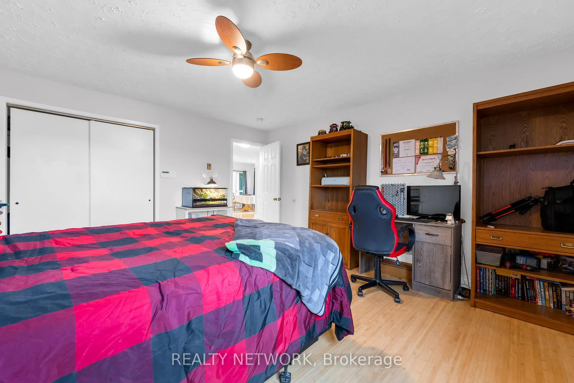 Photo 30 of 10042 Wiiloughby Drive, Niagara Falls, Chippawa — HOMEH