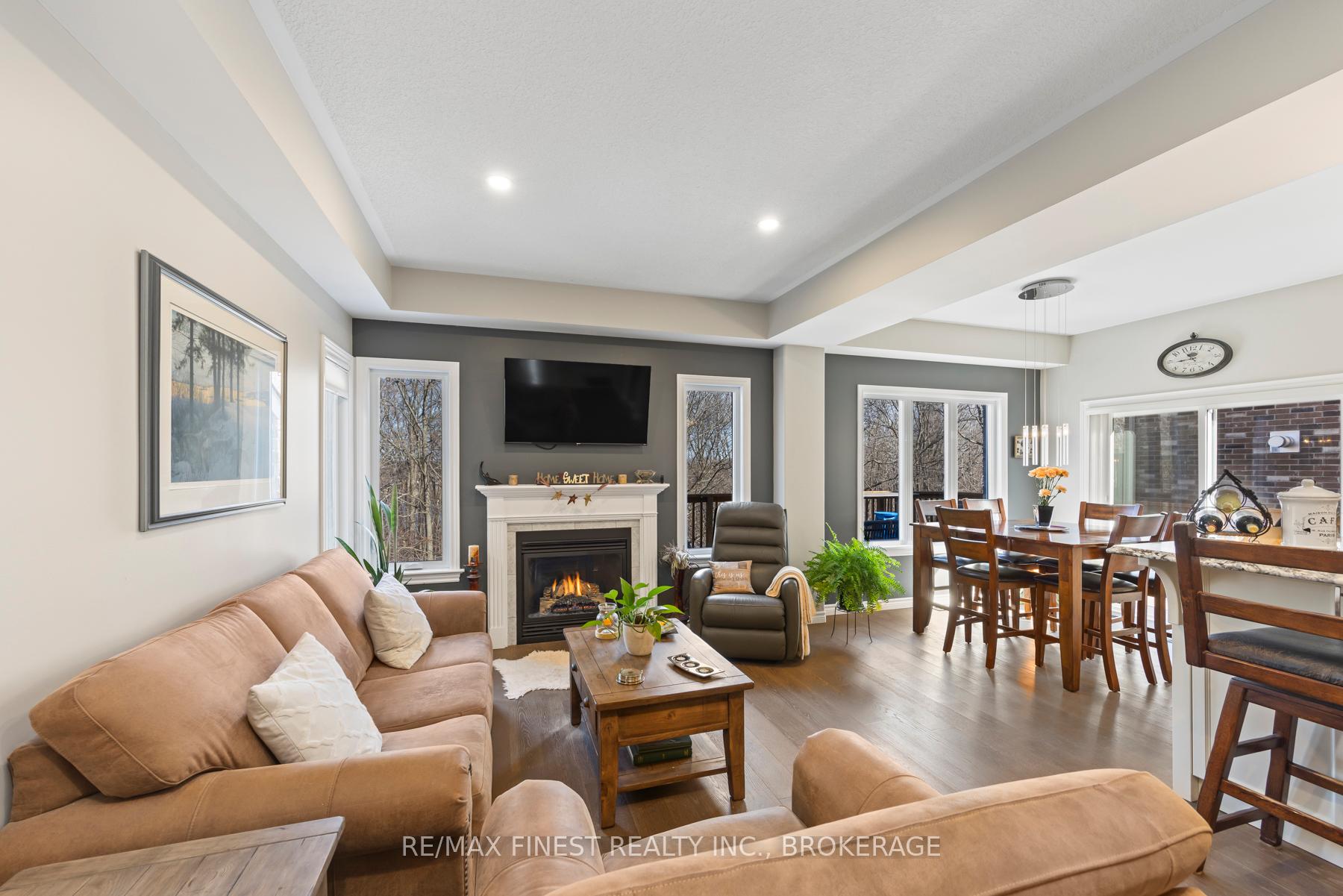Photo 8 of 1378 Waterside Way, Kingston, Kingston East (Incl Barret Crt) — HOMEH