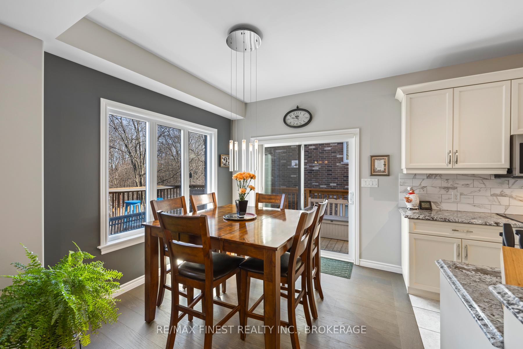 Photo 11 of 1378 Waterside Way, Kingston, Kingston East (Incl Barret Crt) — HOMEH