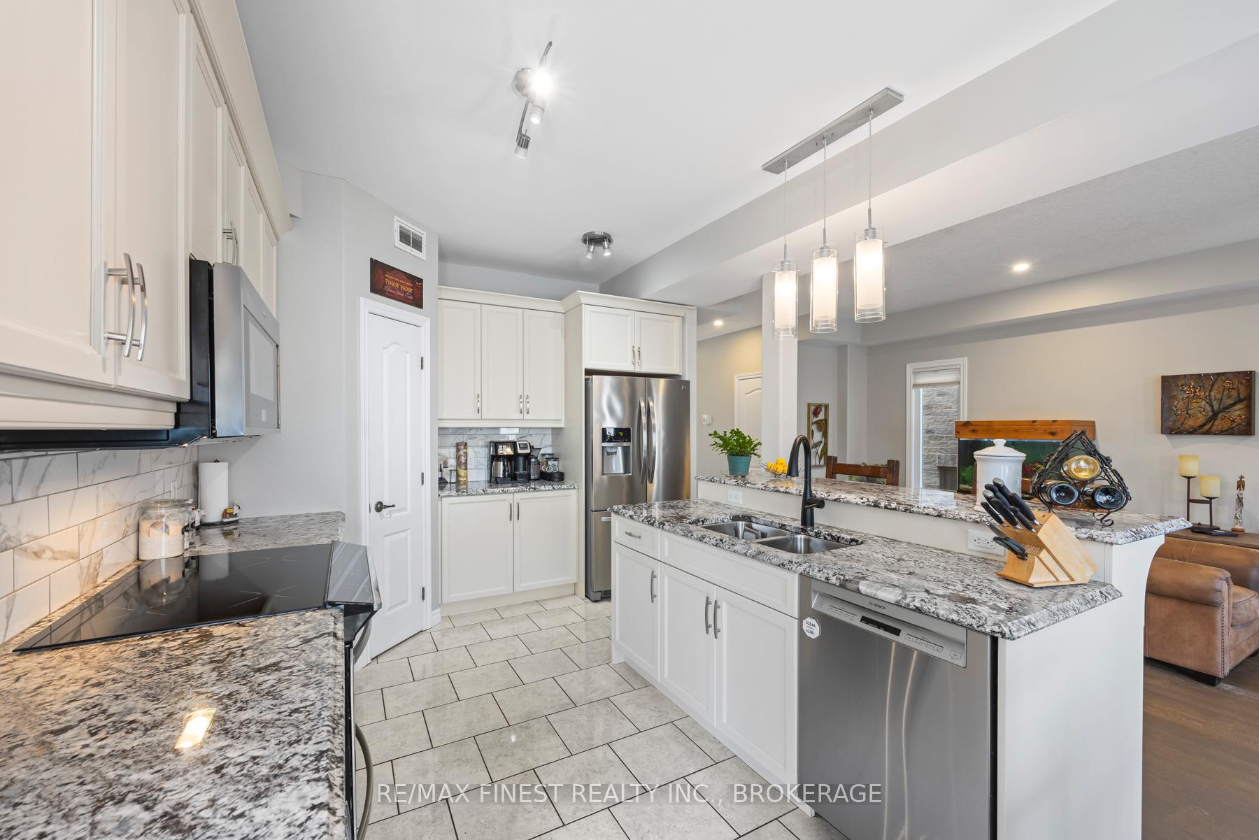 Photo 13 of 1378 Waterside Way, Kingston, Kingston East (Incl Barret Crt) — HOMEH