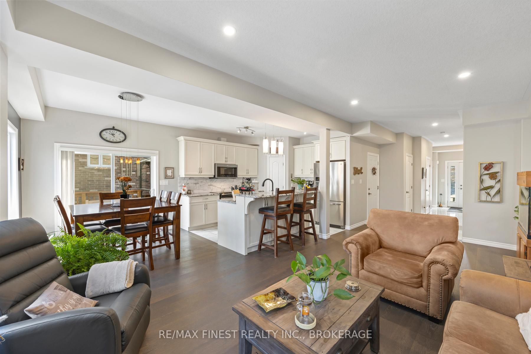 Photo 18 of 1378 Waterside Way, Kingston, Kingston East (Incl Barret Crt) — HOMEH