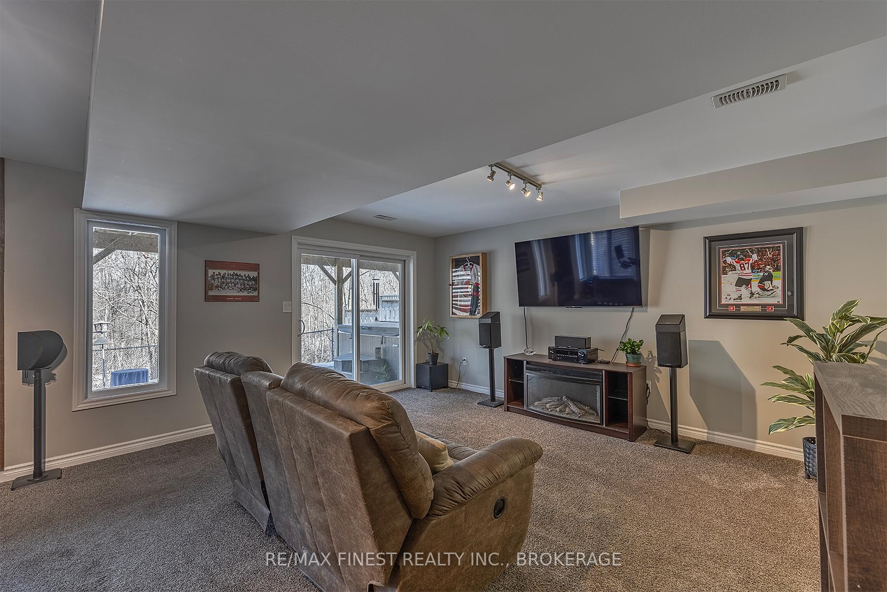 Photo 30 of 1378 Waterside Way, Kingston, Kingston East (Incl Barret Crt) — HOMEH