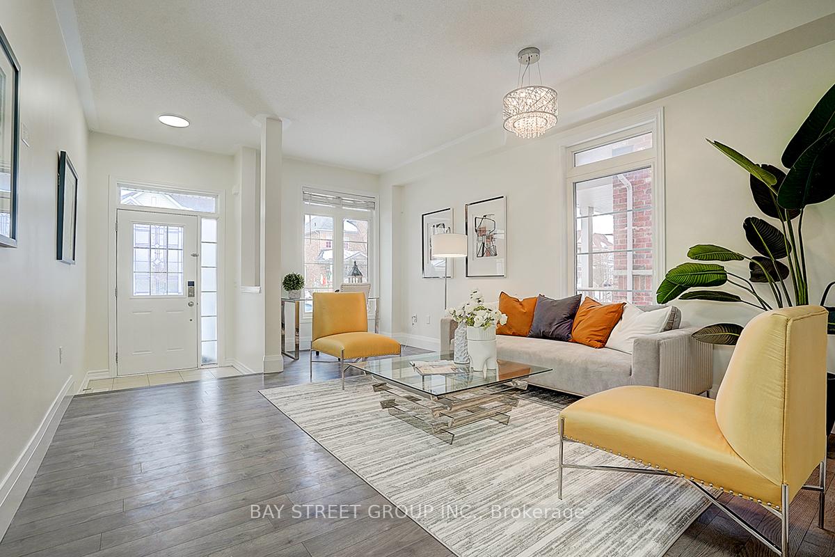 Photo 3 of 98 Carolina Rose Crescent, Markham, Wismer — HOMEH
