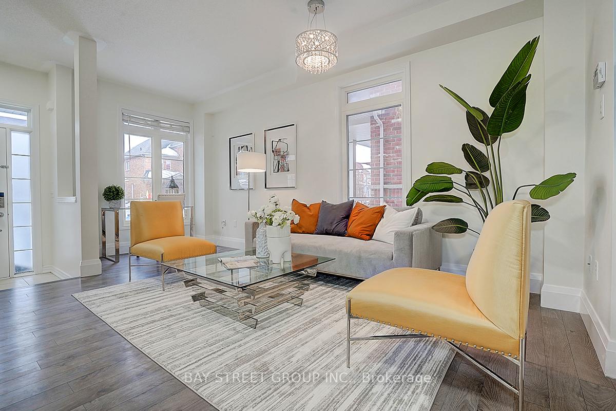 Photo 5 of 98 Carolina Rose Crescent, Markham, Wismer — HOMEH