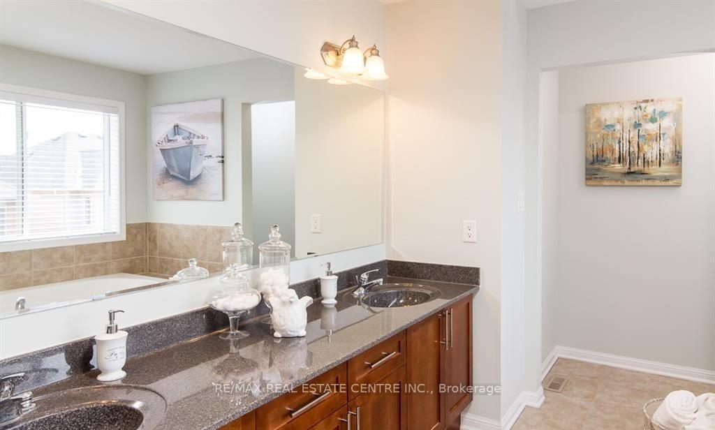 Photo 17 of 625 Hood Terrace, Milton, Coates — HOMEH