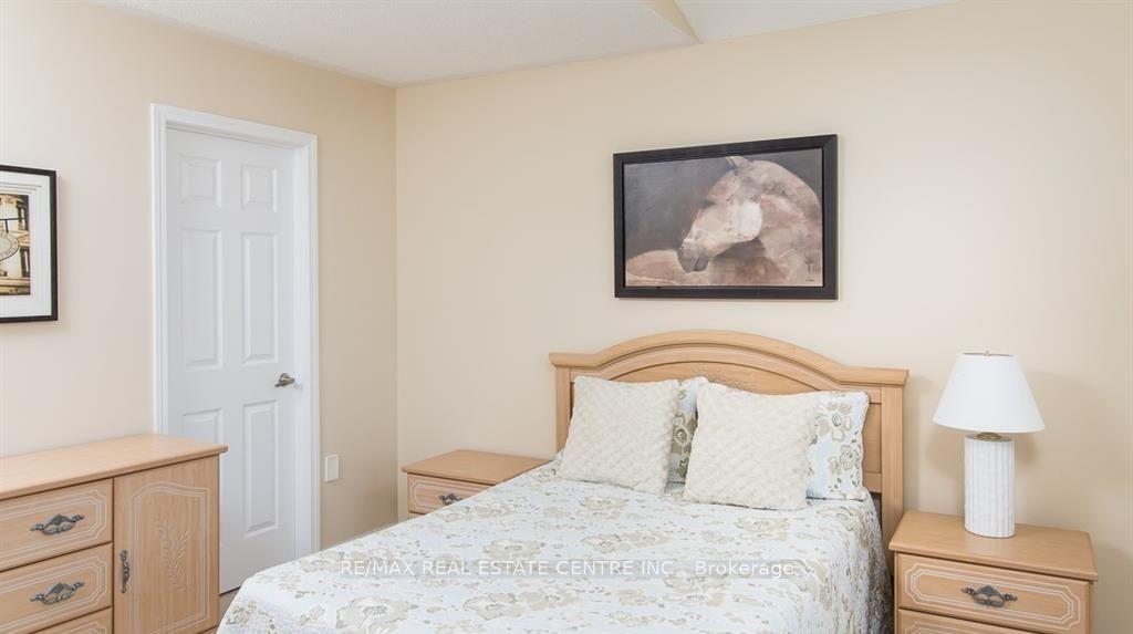 Photo 9 of 625 Hood Terrace, Milton, Coates — HOMEH
