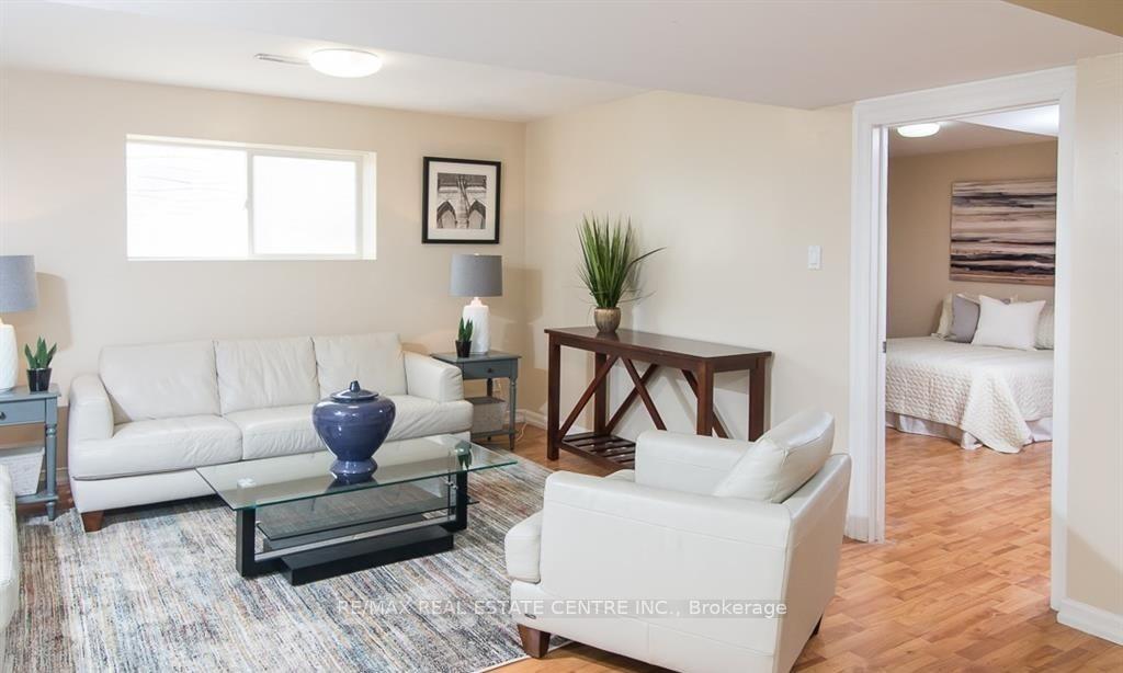 Photo 25 of 625 Hood Terrace, Milton, Coates — HOMEH