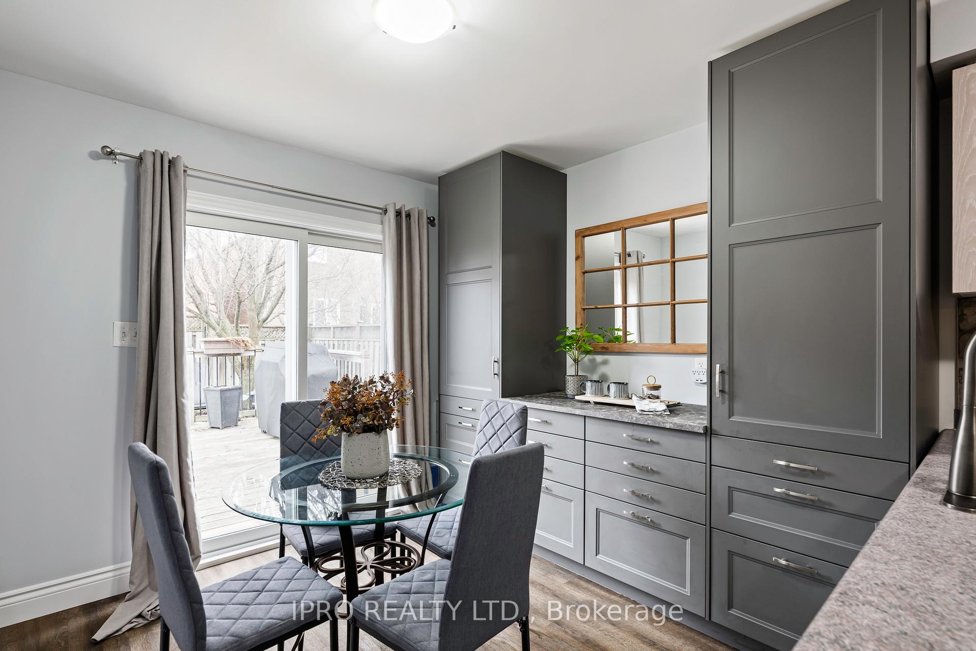 Photo 2 of 305 Marshall Crescent, Orangeville — HOMEH