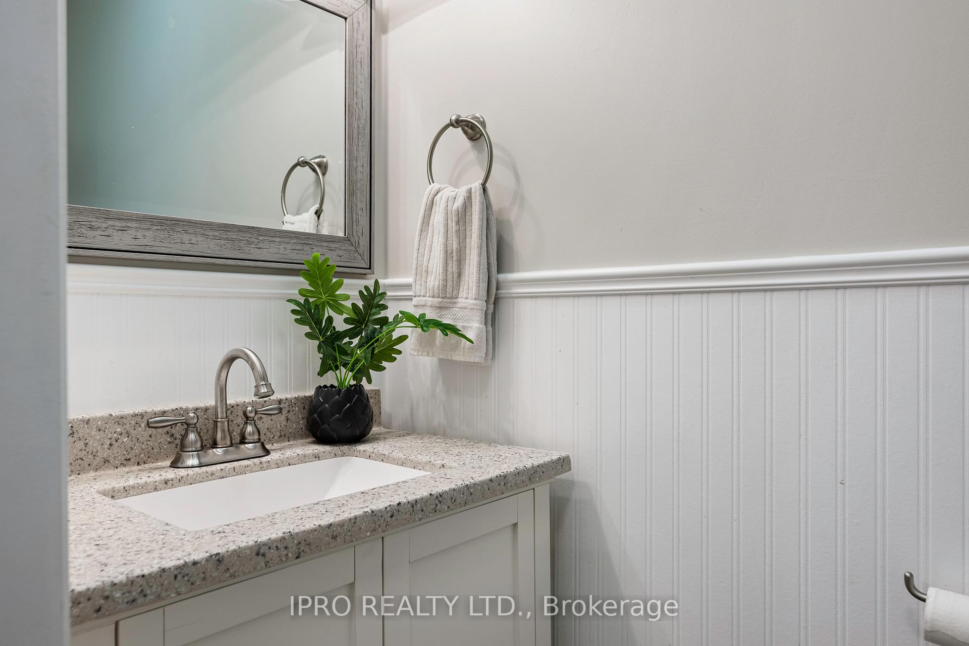 Photo 9 of 305 Marshall Crescent, Orangeville — HOMEH
