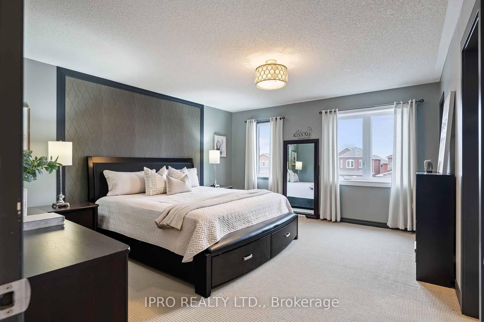Photo 8 of 305 Marshall Crescent, Orangeville — HOMEH