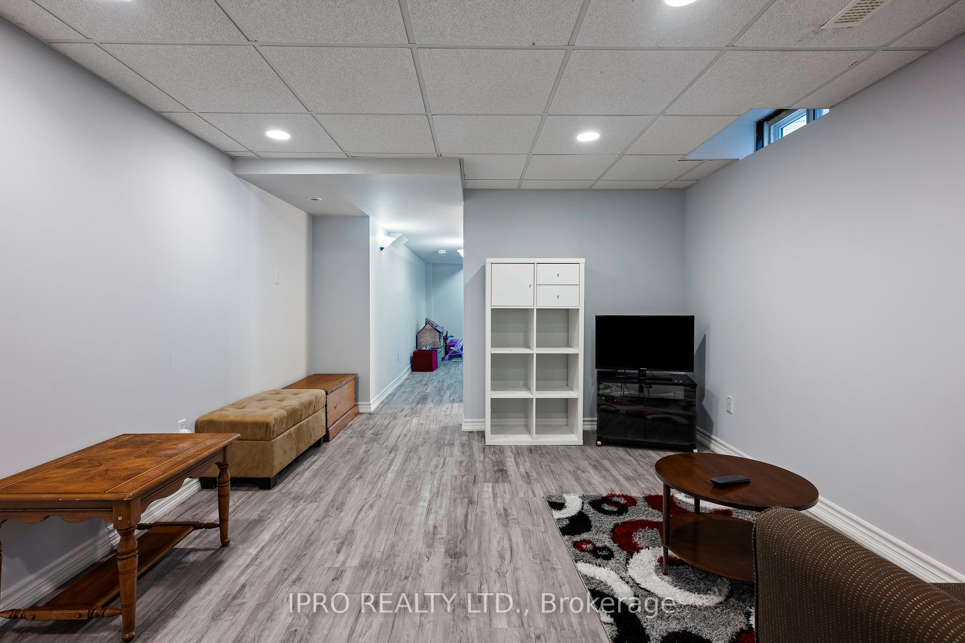 Photo 12 of 305 Marshall Crescent, Orangeville — HOMEH