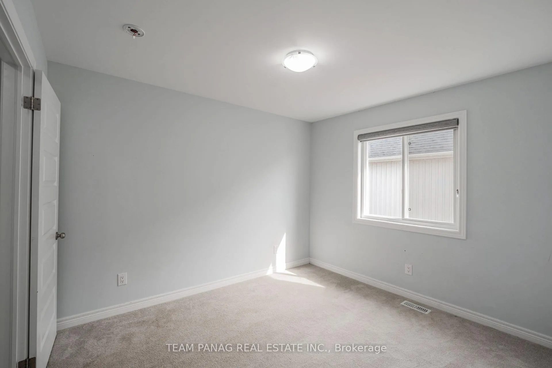 Photo 21 of 127 Susan Drive, Pelham, Fonthill — HOMEH
