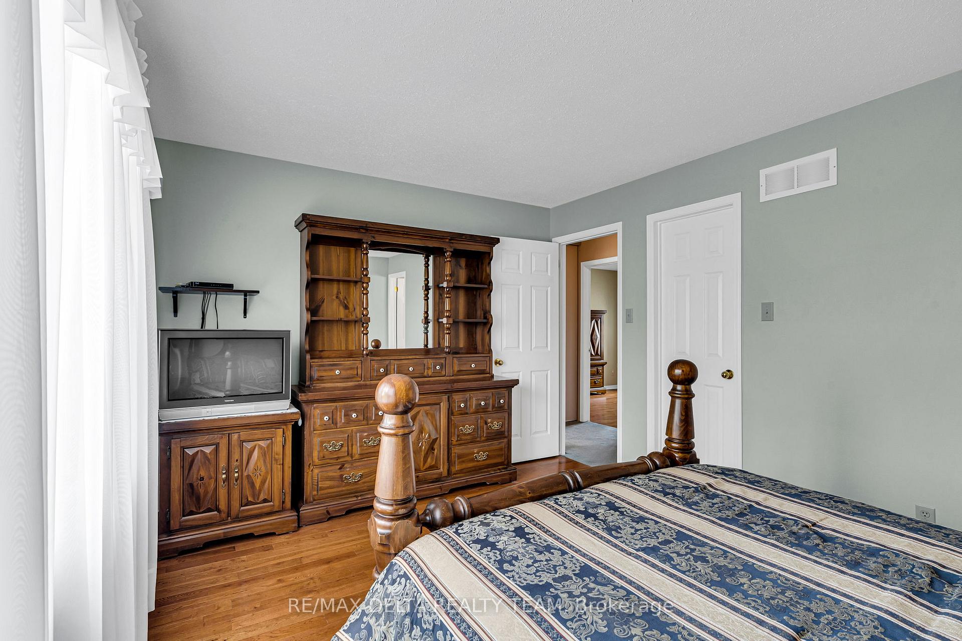 Photo 20 of 6565 Des Chouettes Lane, Ottawa, Chateauneuf — HOMEH