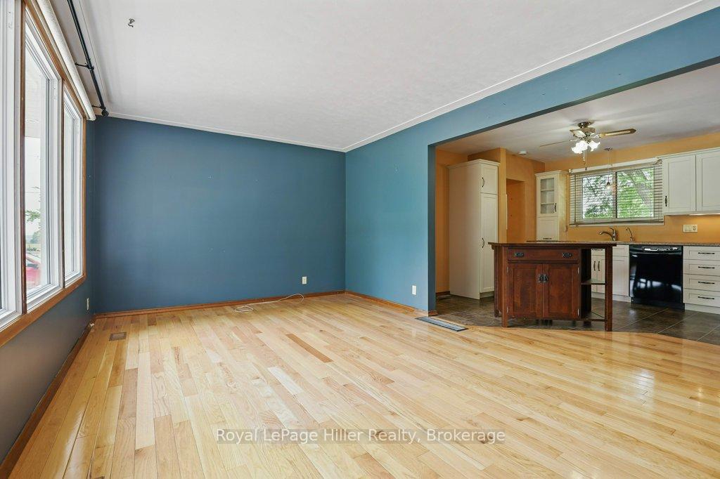 Photo 9 of 26 Arena Drive, Perth East, Milverton — HOMEH