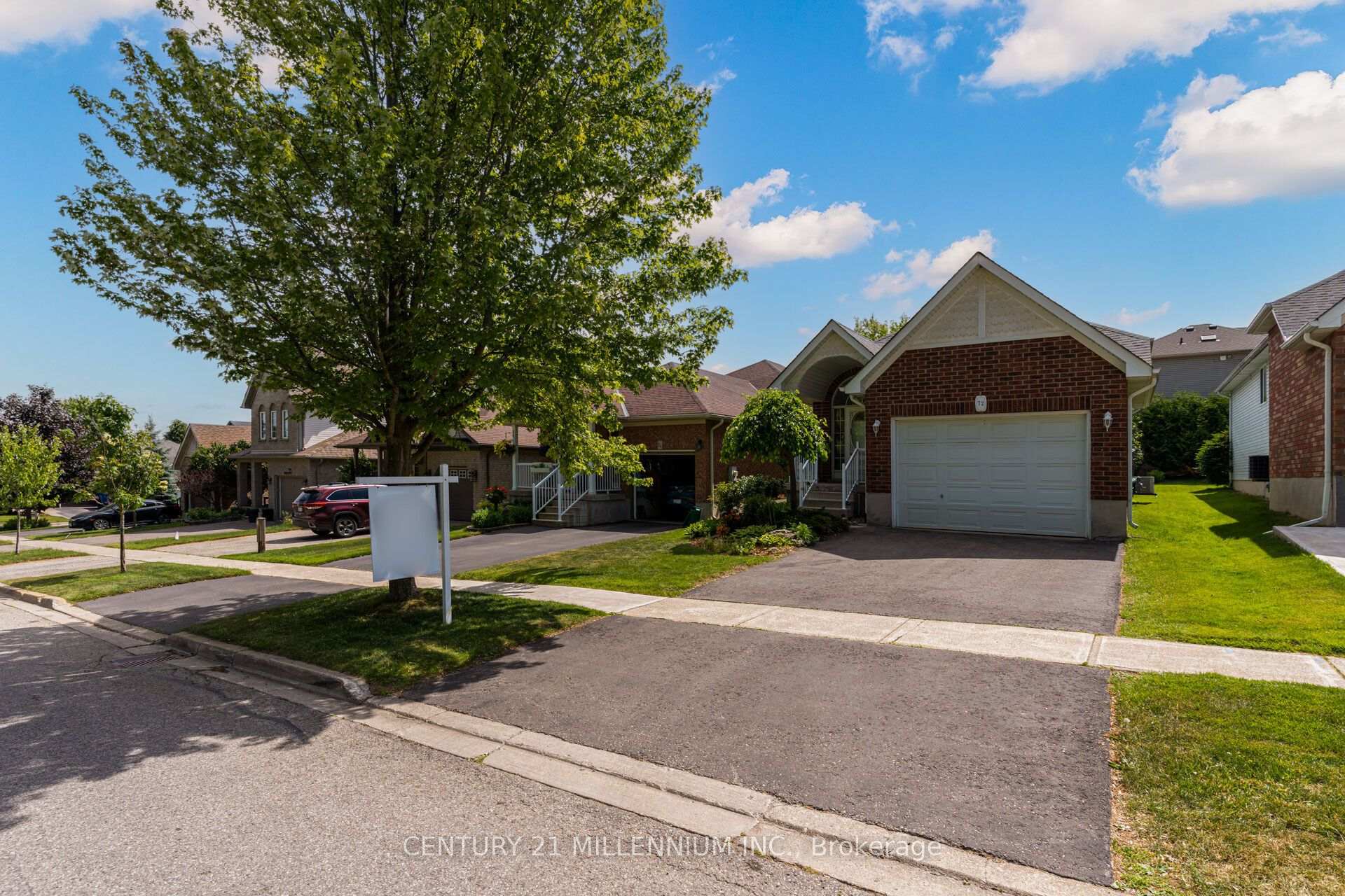 Photo 1 of 72 Abbey Road, Orangeville — HOMEH