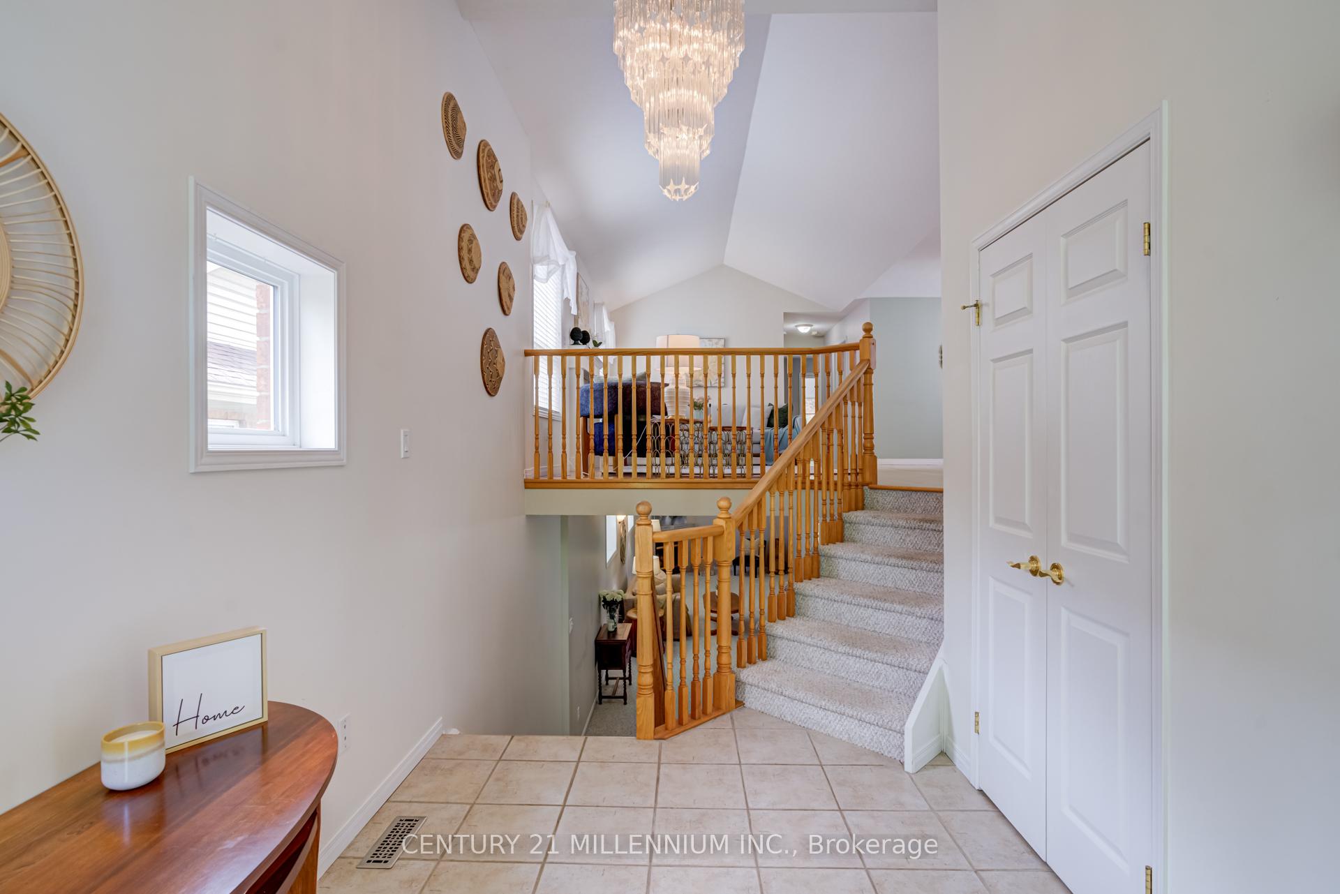 Photo 2 of 72 Abbey Road, Orangeville — HOMEH
