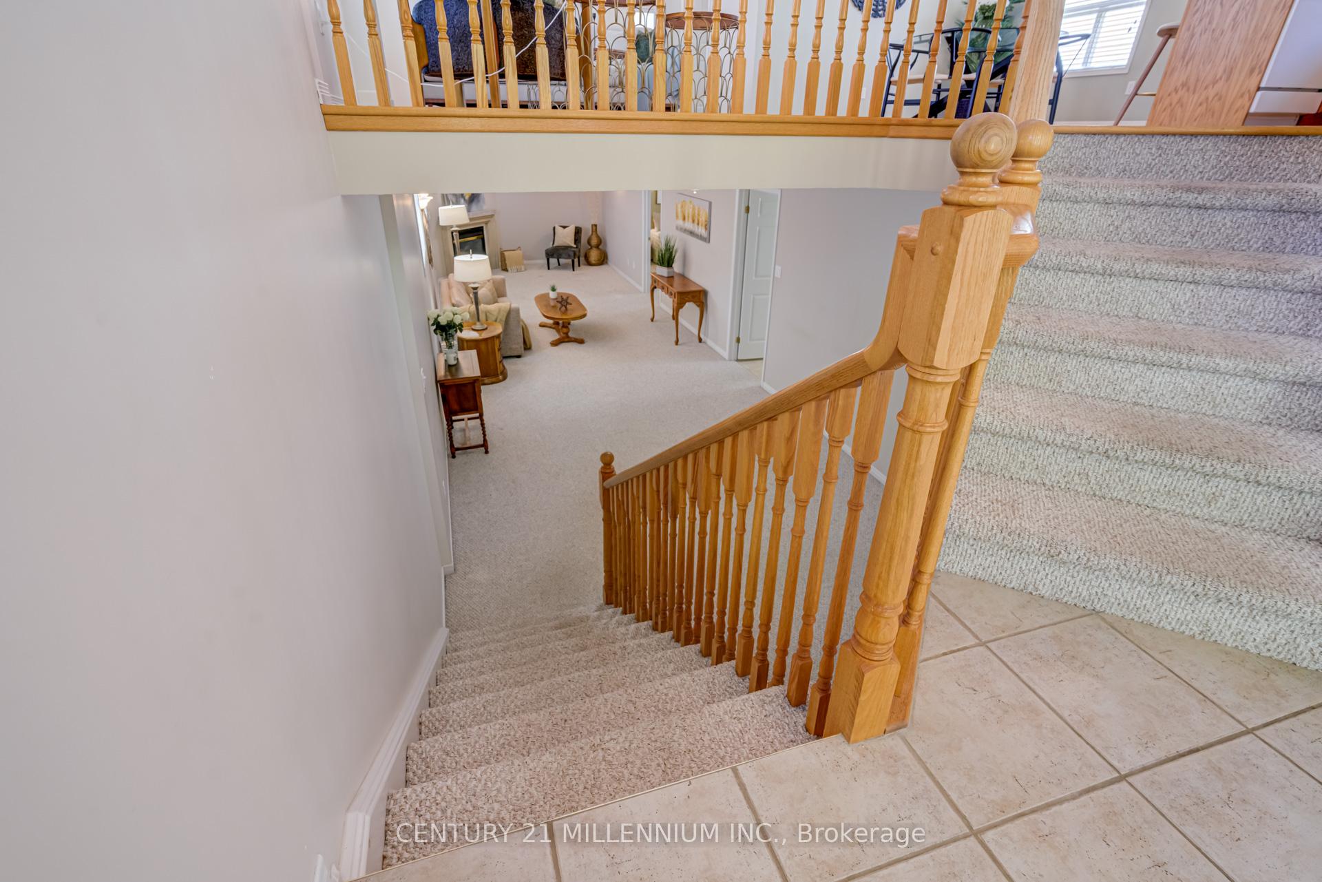 Photo 39 of 72 Abbey Road, Orangeville — HOMEH